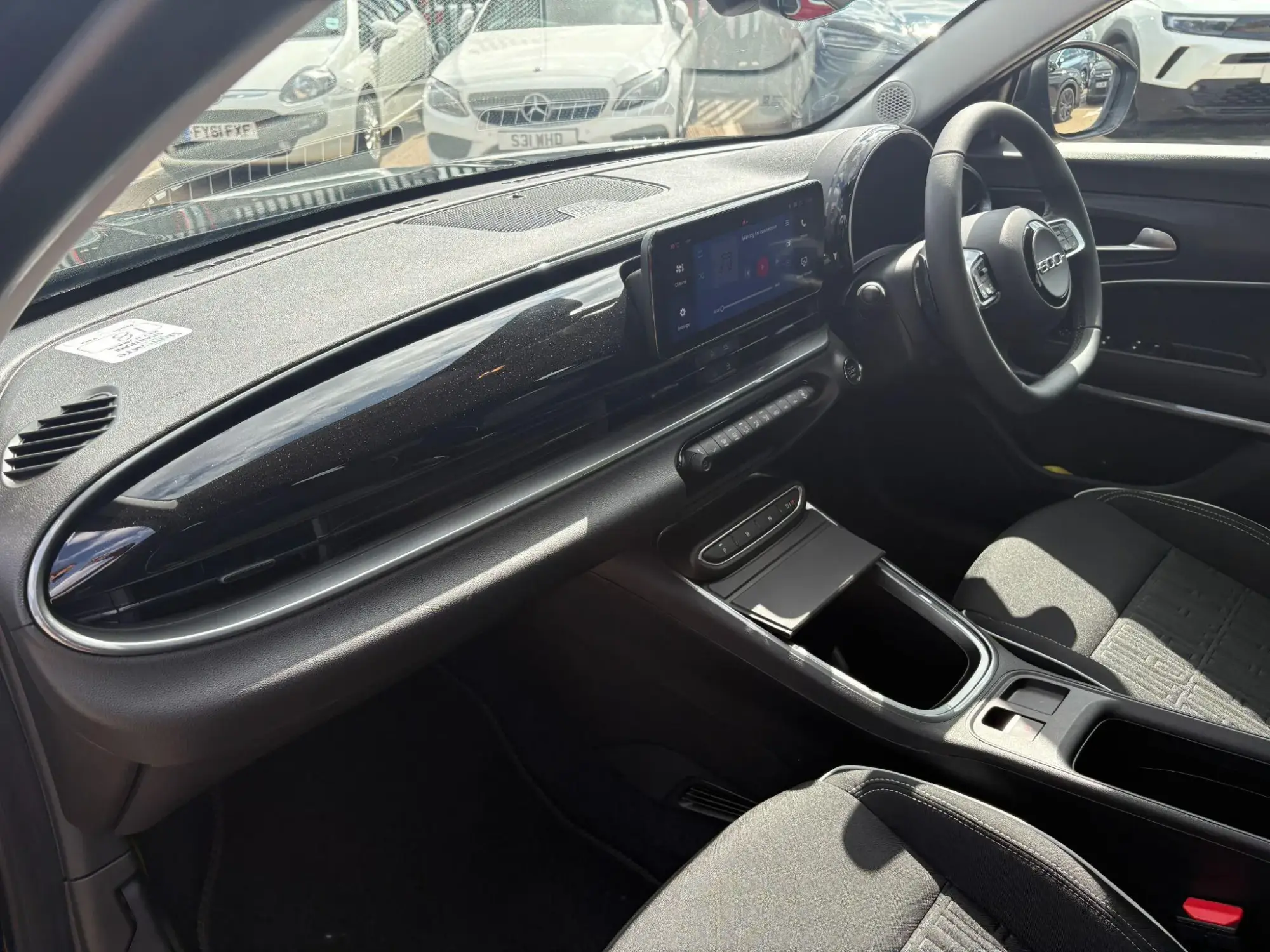 Fiat 600 Petrol Image 16 Fiat 600 Petrol Image 16
