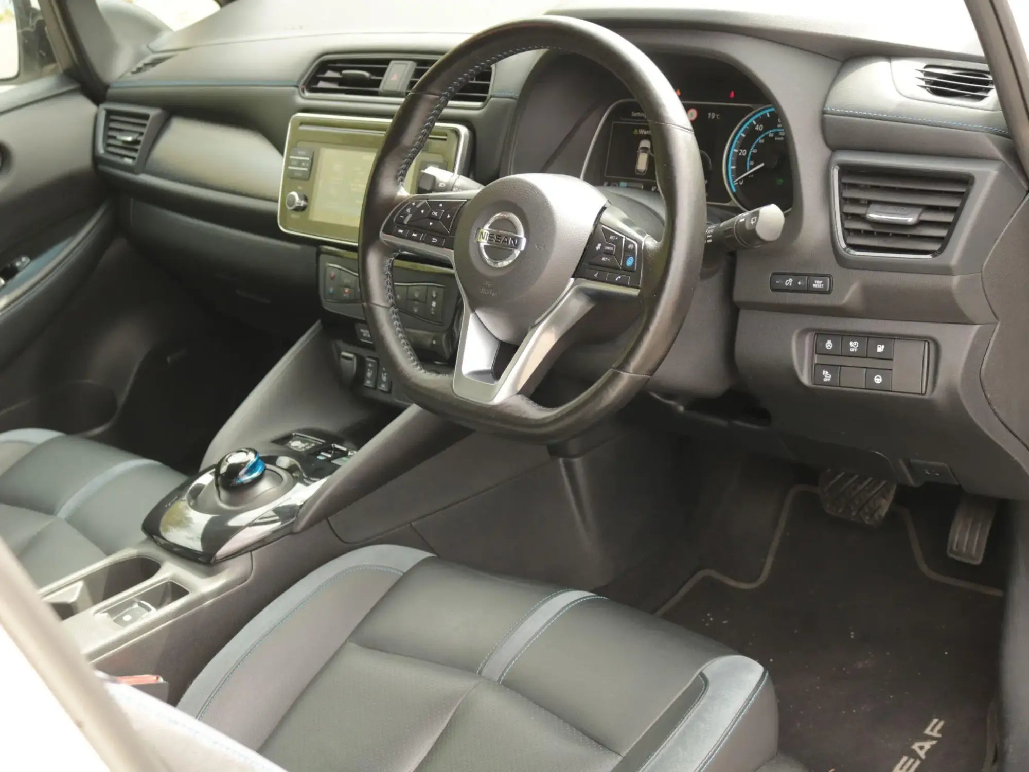 Nissan LEAF Image 13