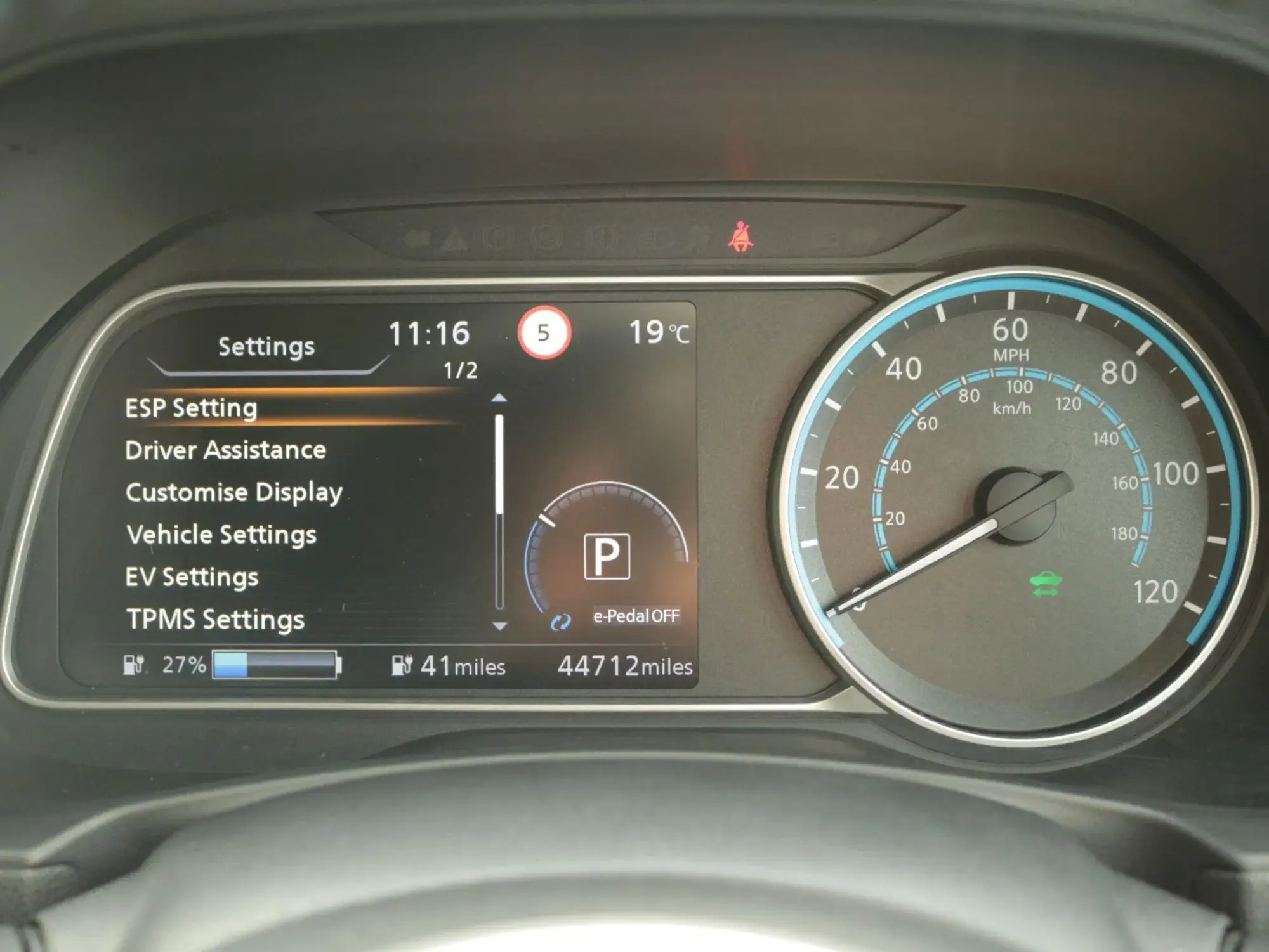 Nissan LEAF Image 16