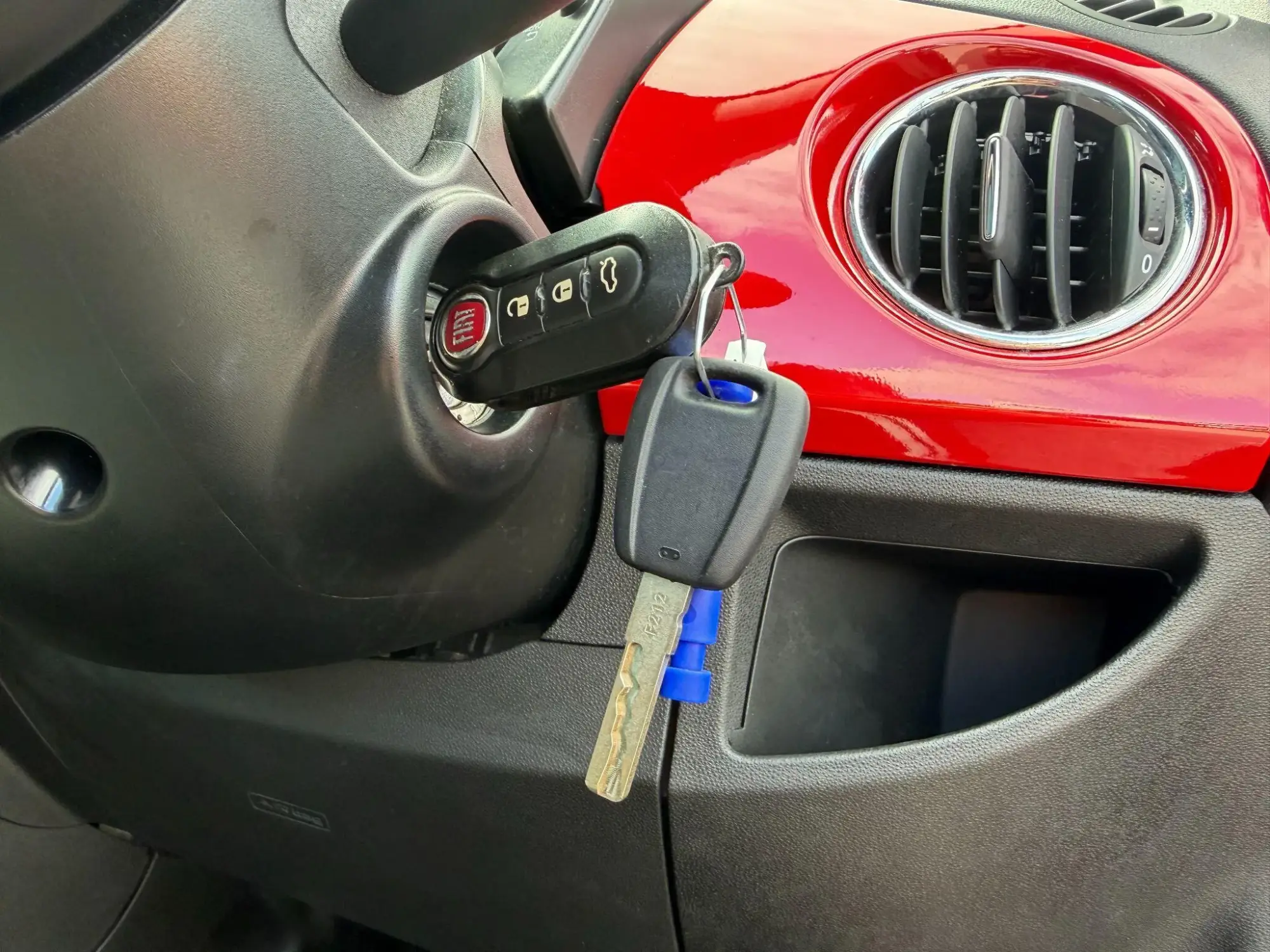 Fiat 500 Hybrid Image 20 Fiat 500 Hybrid Image 20