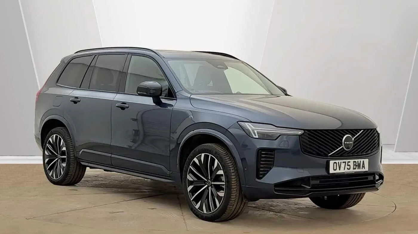 Volvo XC90 Plug-In Hybrid listing photo