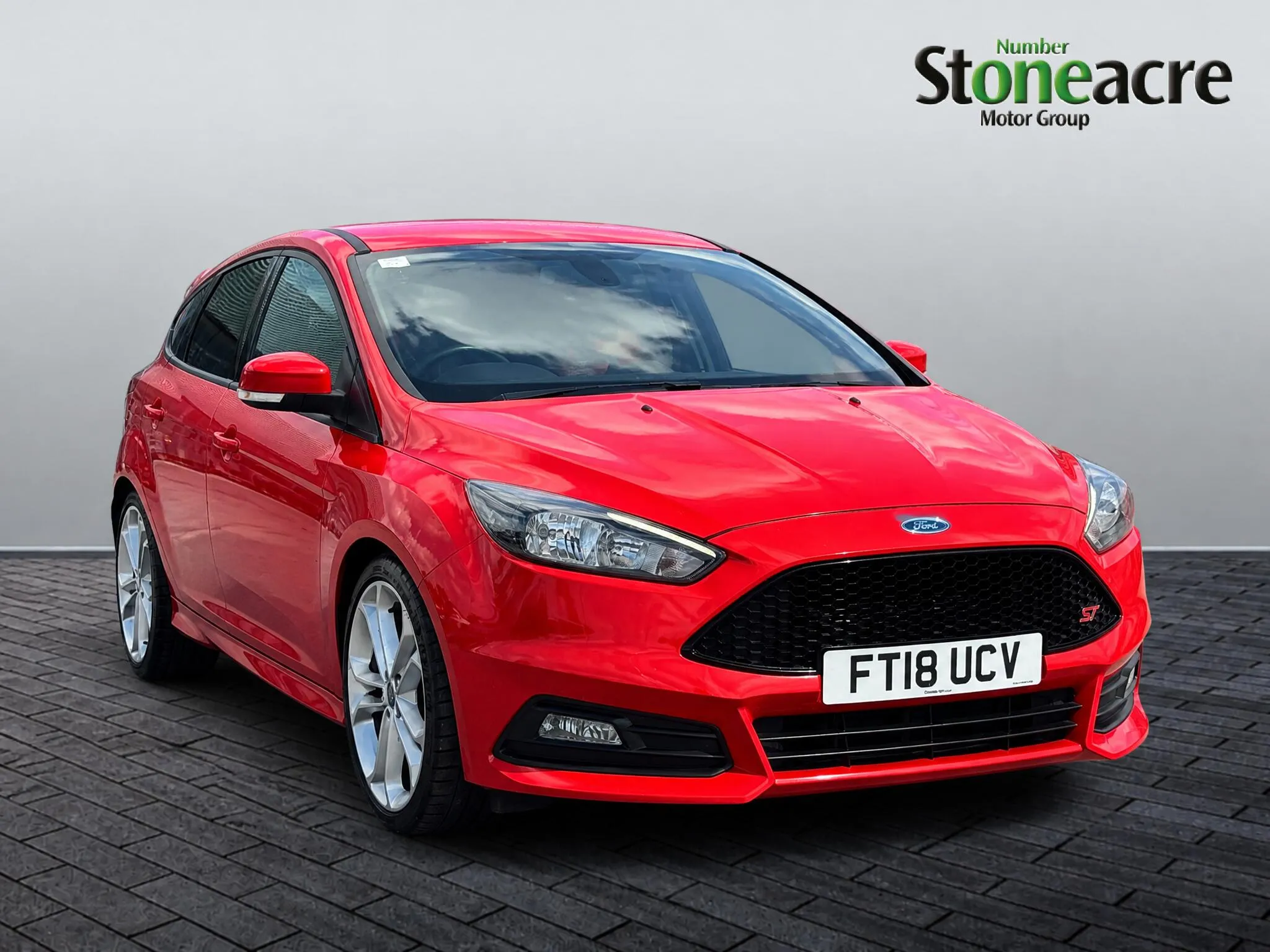 Ford Focus St listing photo