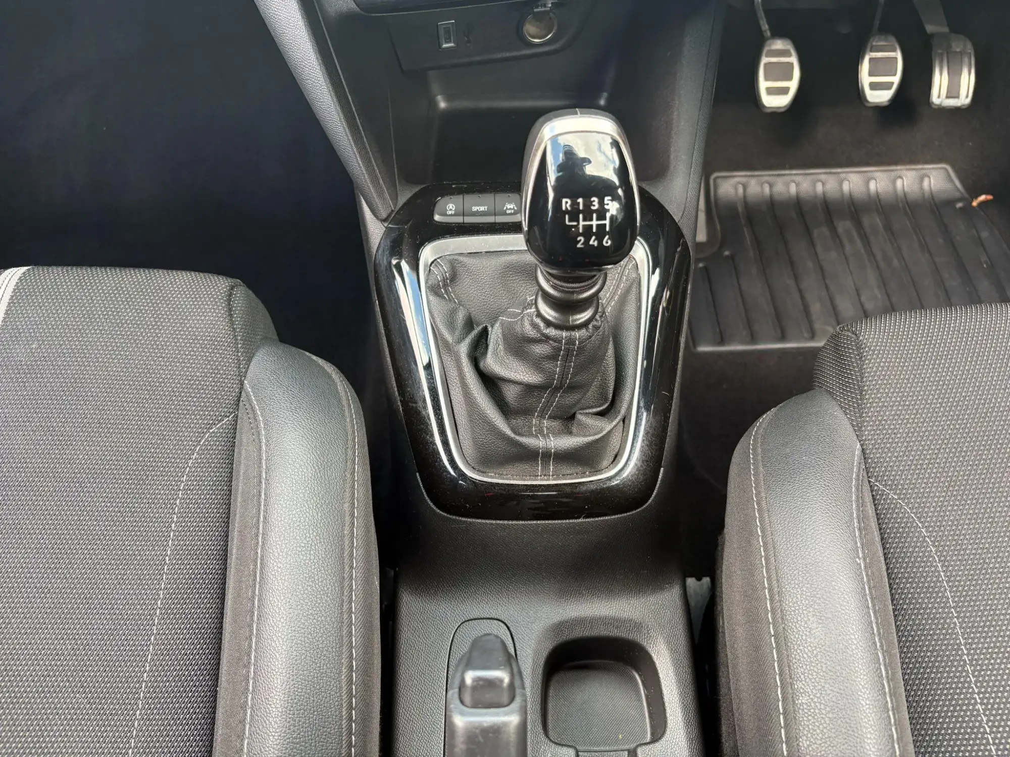 Vauxhall Corsa Image 18 Vauxhall Corsa Image 18