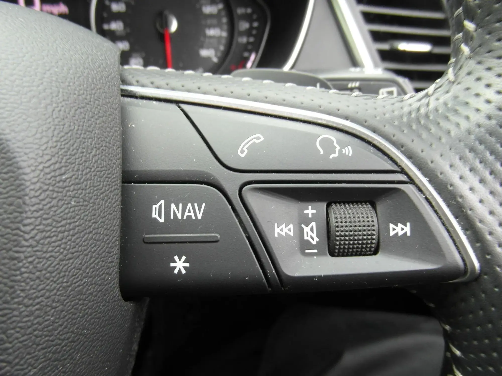 Audi Q5 Image 12 Audi Q5 Image 12