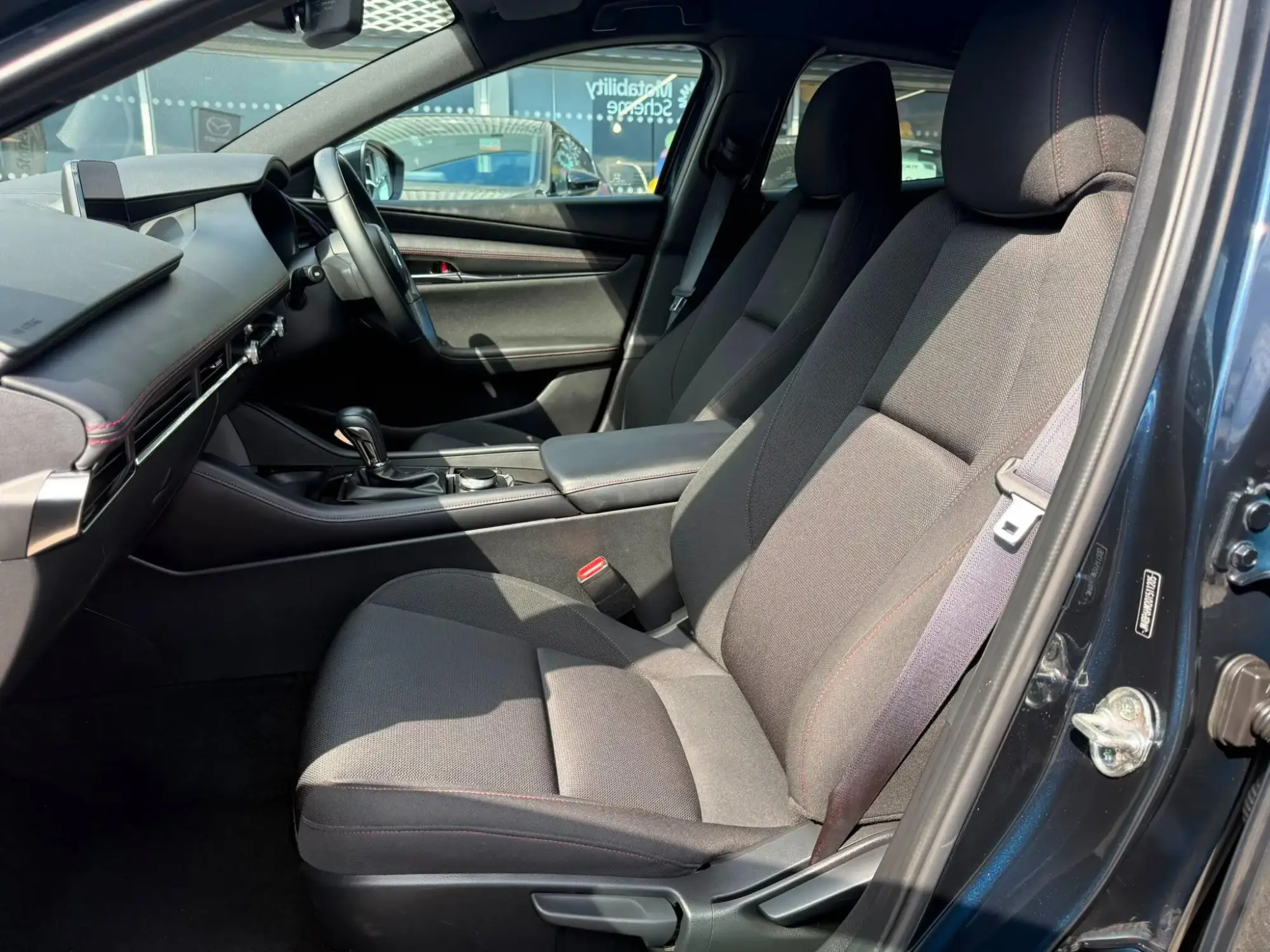 Mazda3 Image 33 Mazda3 Image 33
