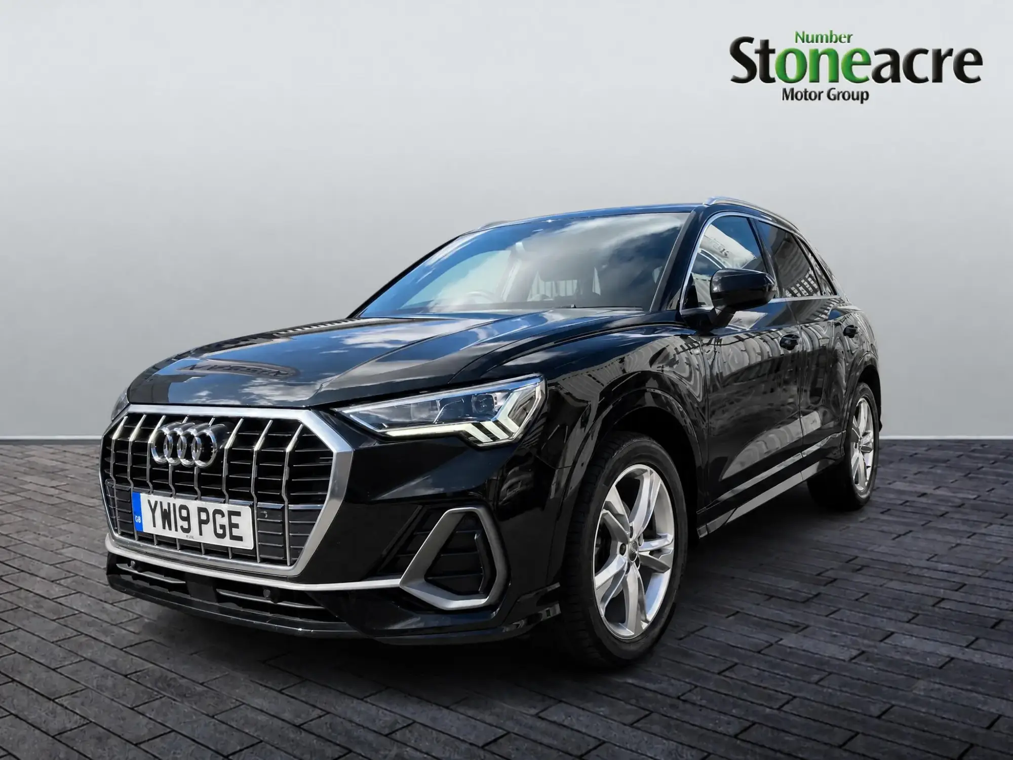 Audi Q3 Image 12