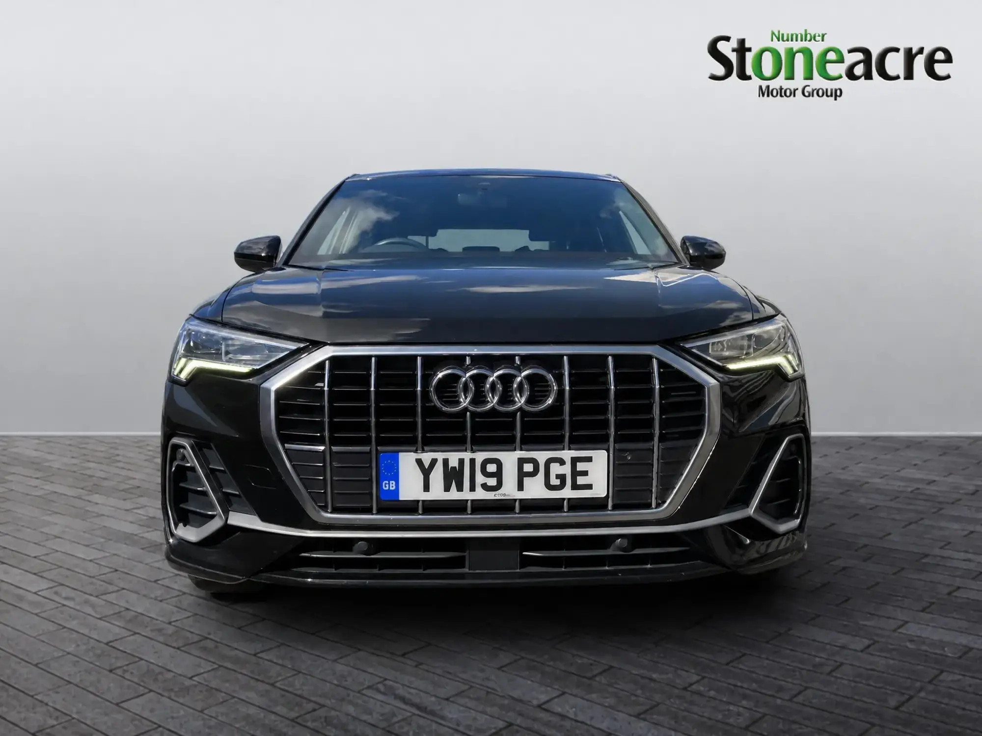 Audi Q3 Image 14