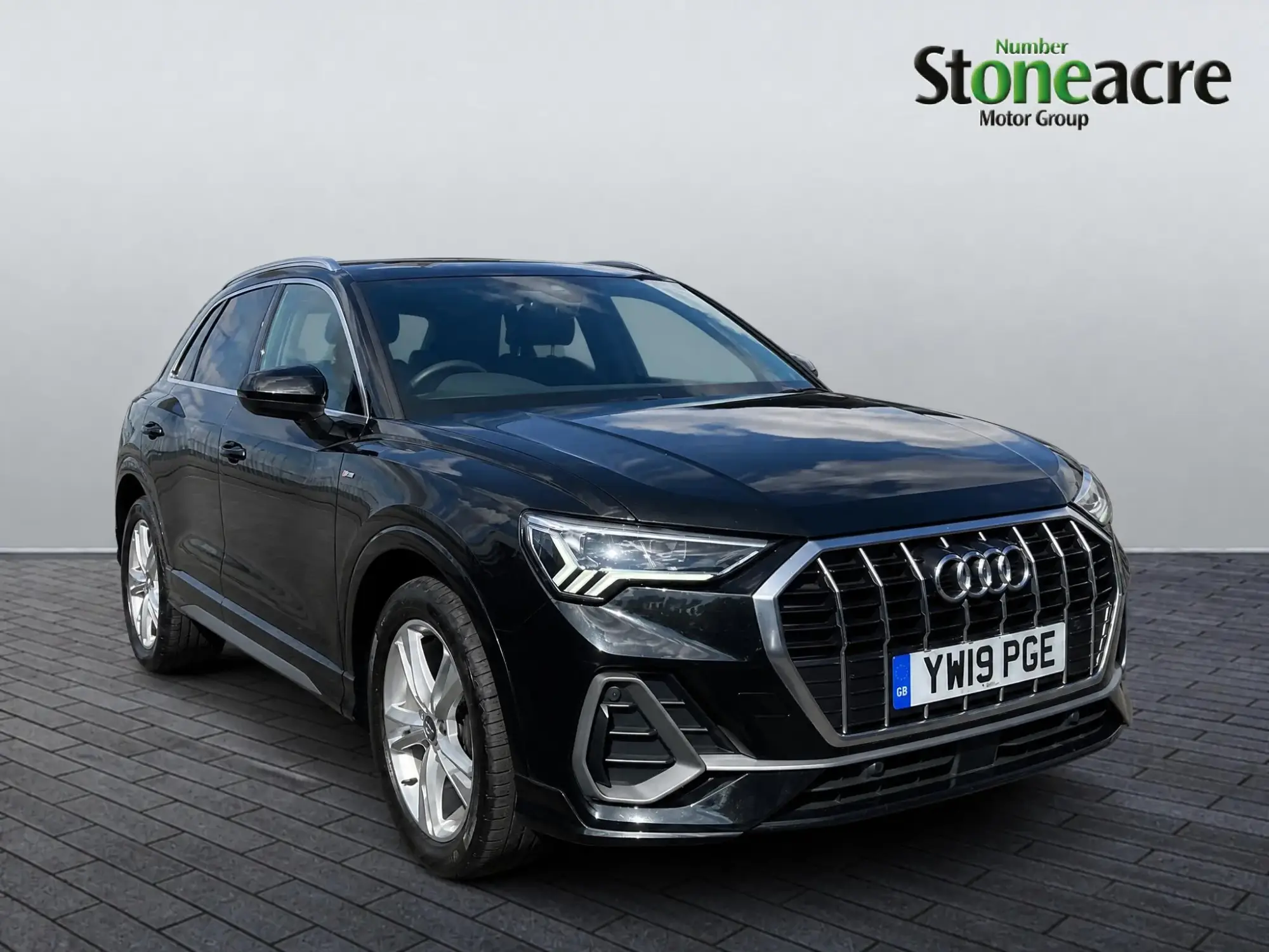 Audi Q3 Image 15