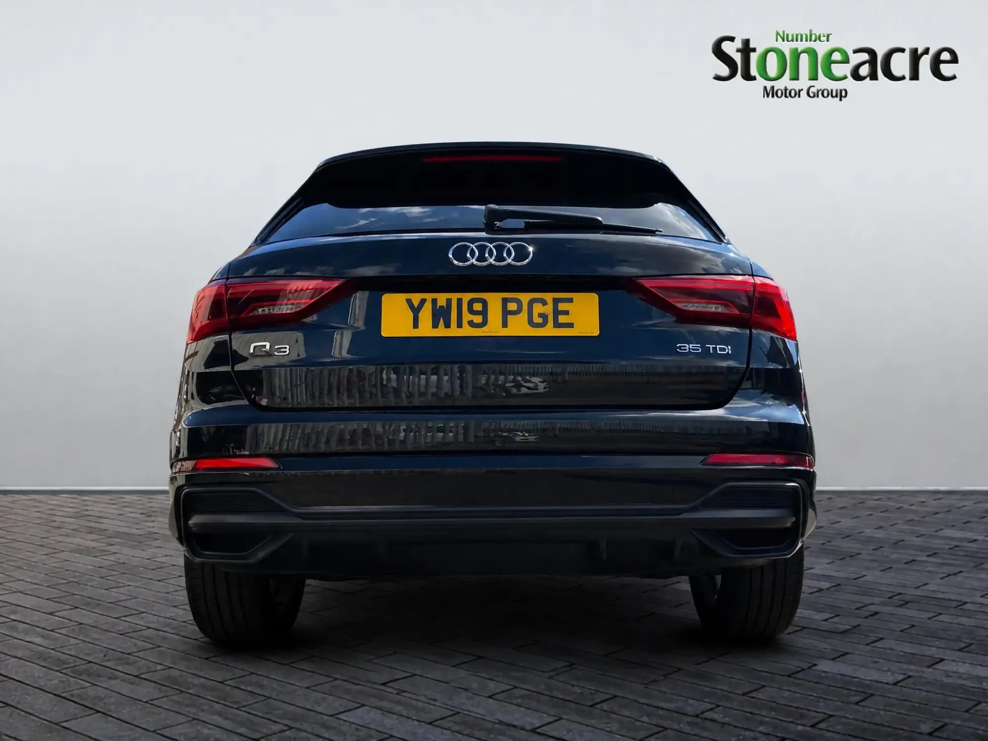 Audi Q3 Image 22