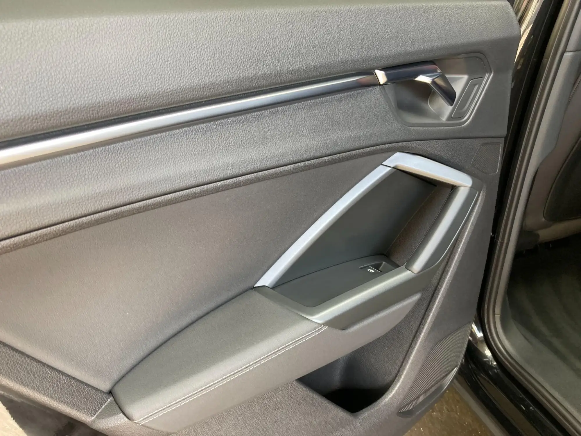 Audi Q3 Image 32
