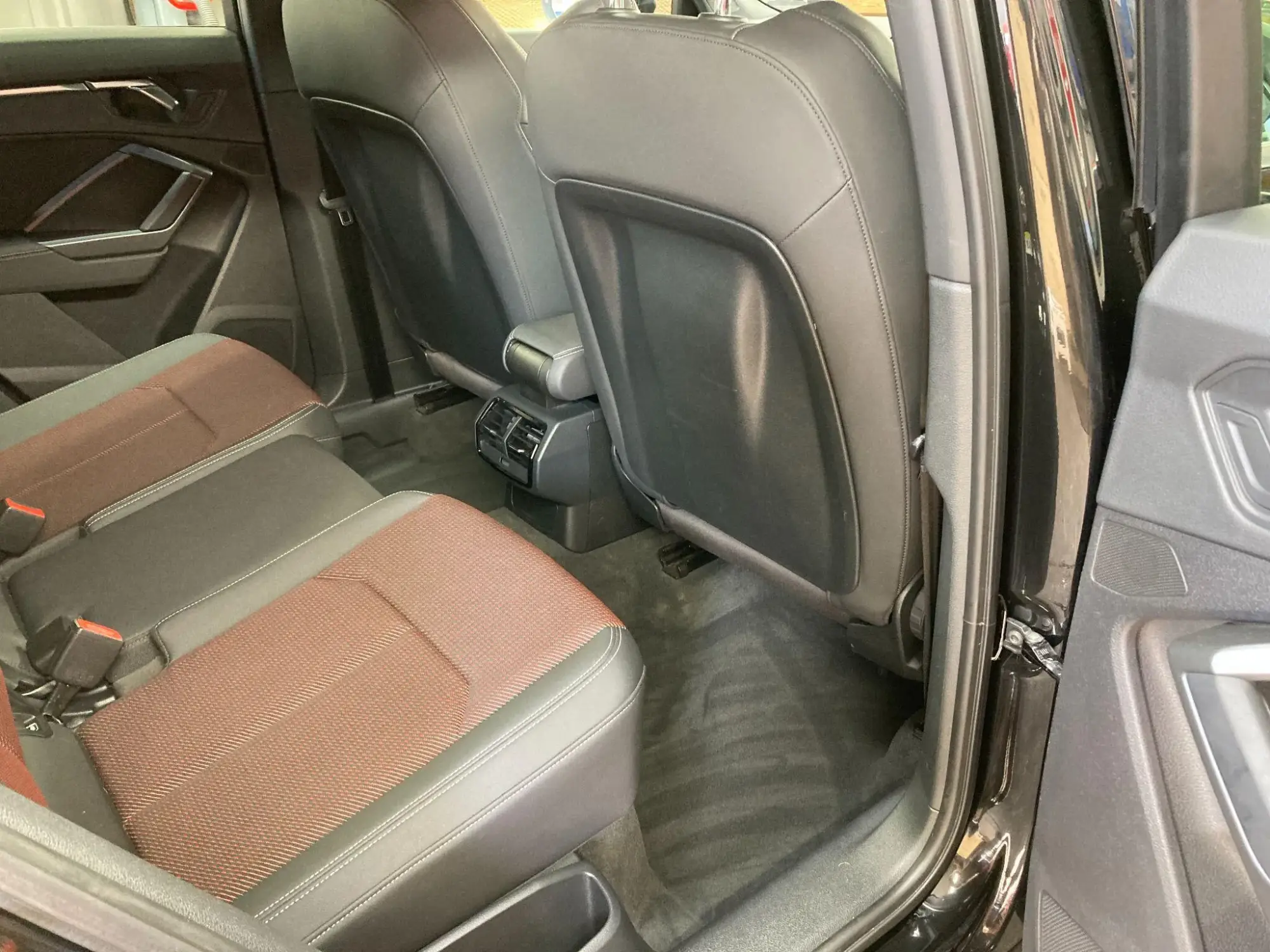 Audi Q3 Image 37
