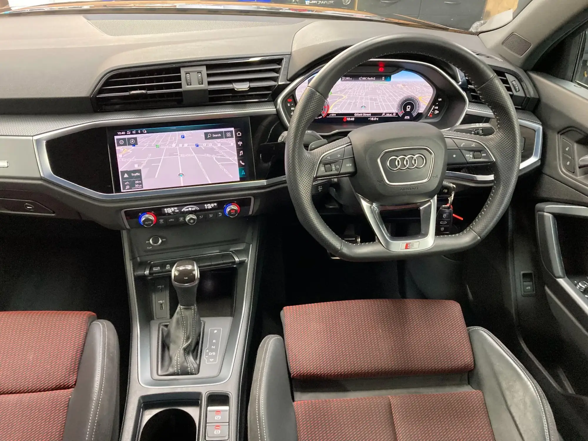 Audi Q3 Image 41