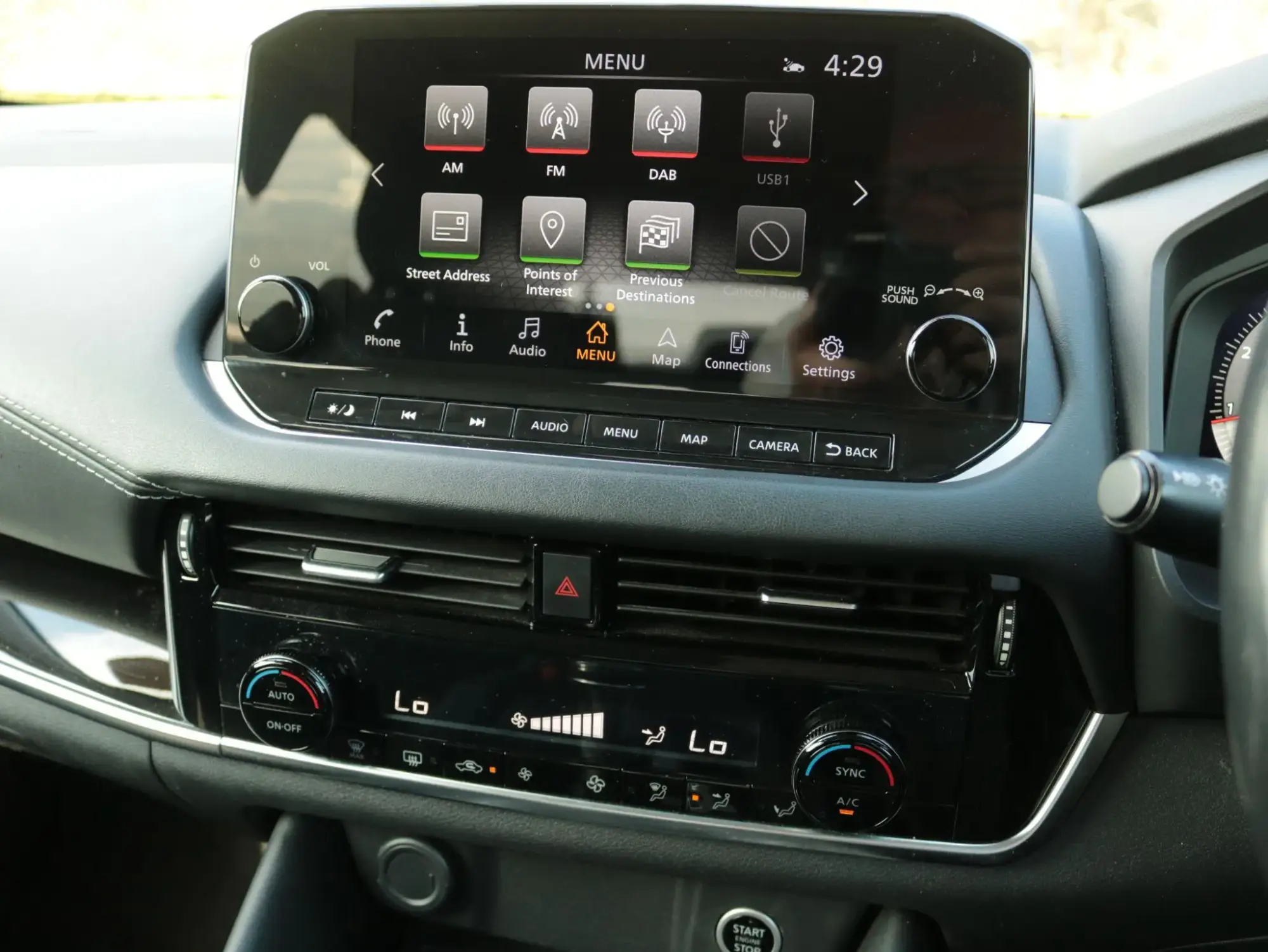 Nissan Qashqai Image 21 Nissan Qashqai Image 21