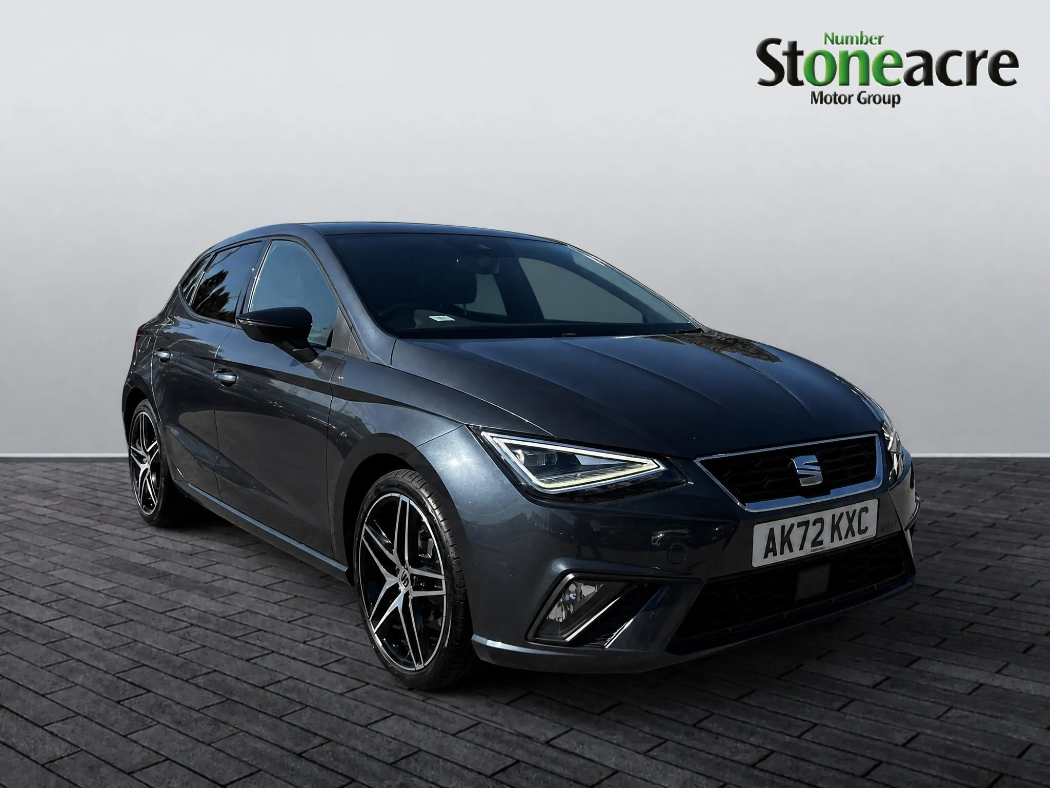 SEAT Ibiza listing photo