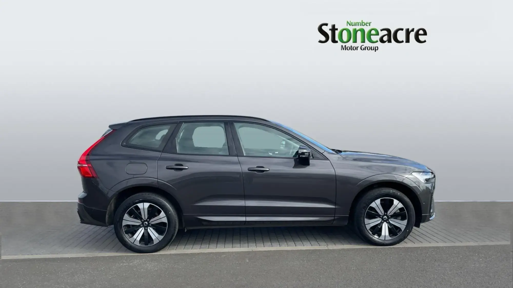 Volvo XC60 Recharge Image 3