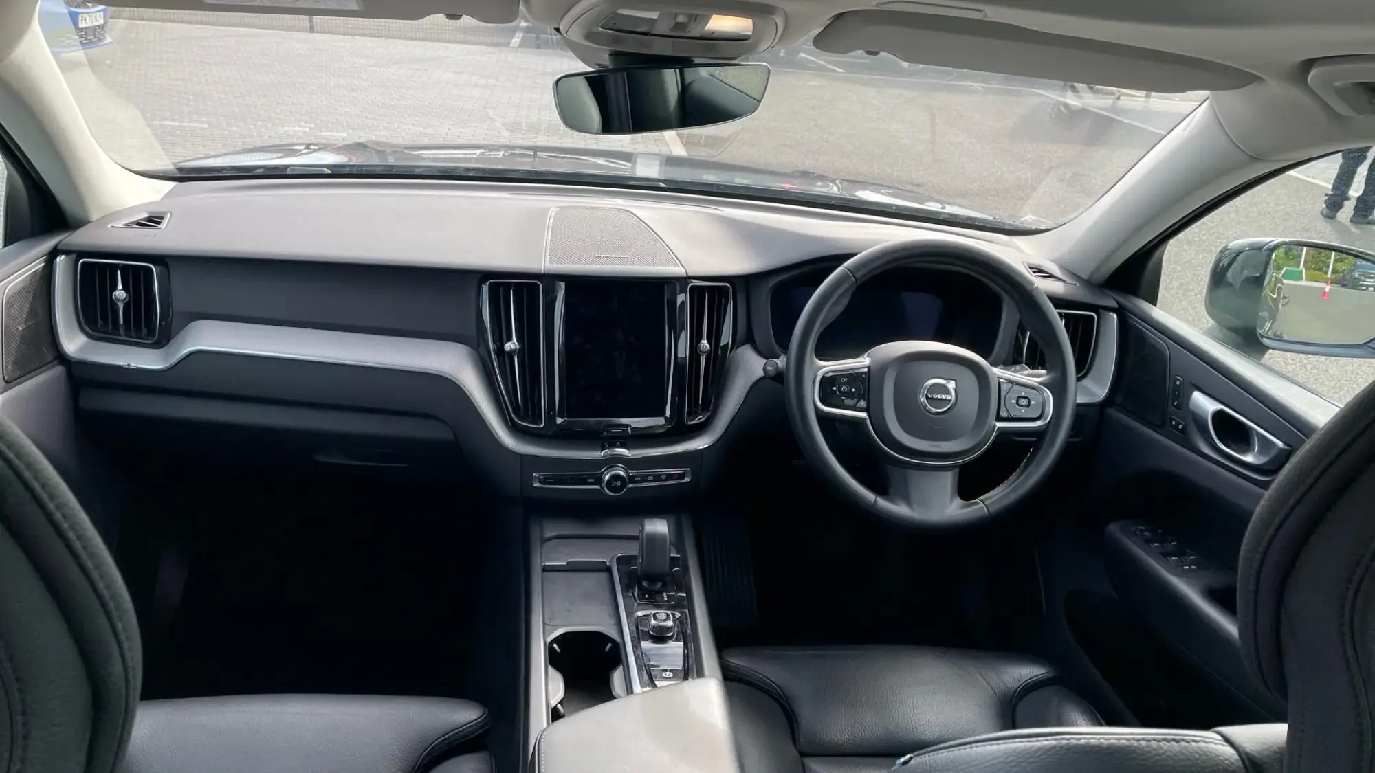 Volvo XC60 Recharge Image 5