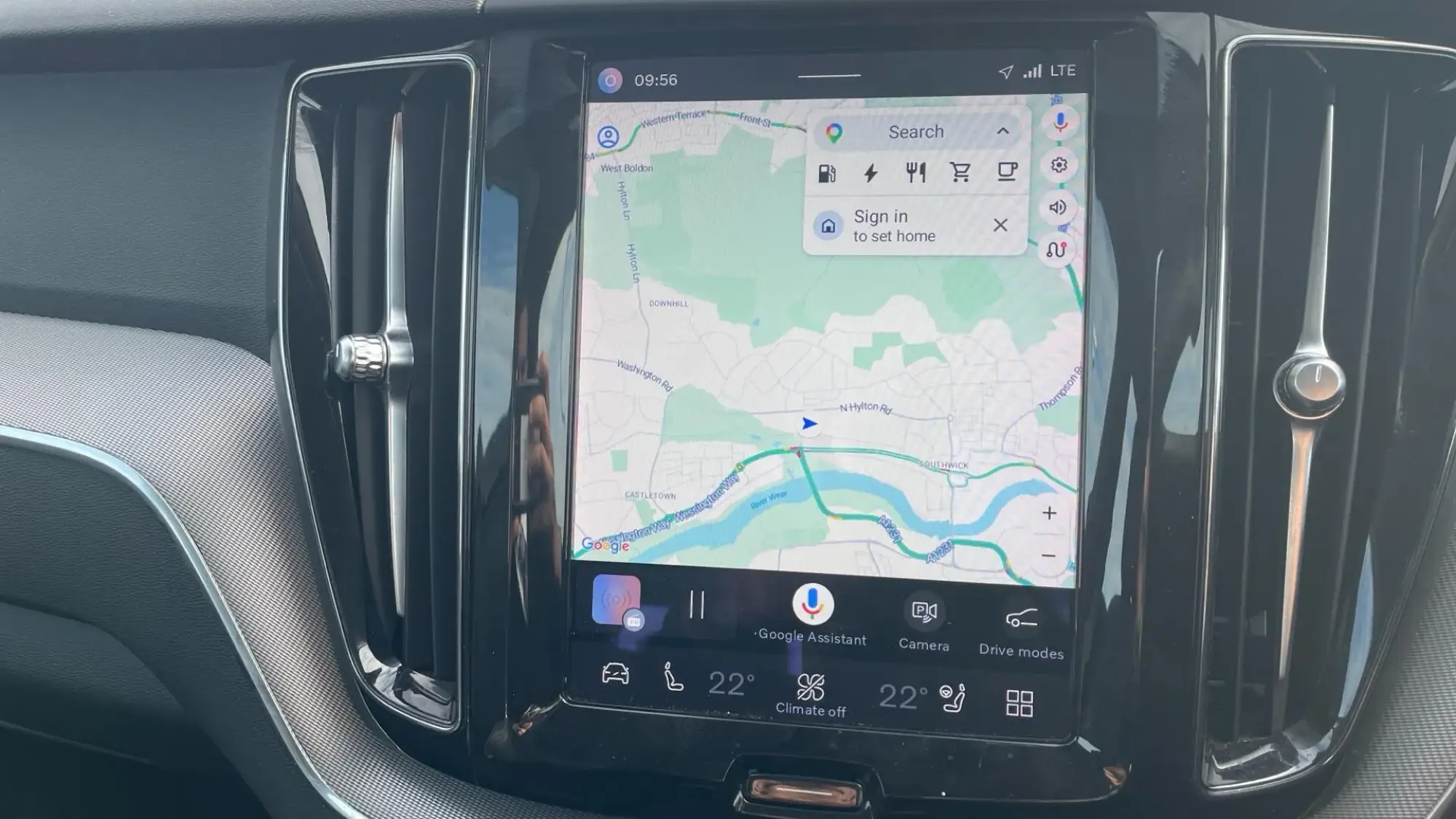 Volvo XC60 Recharge Image 18