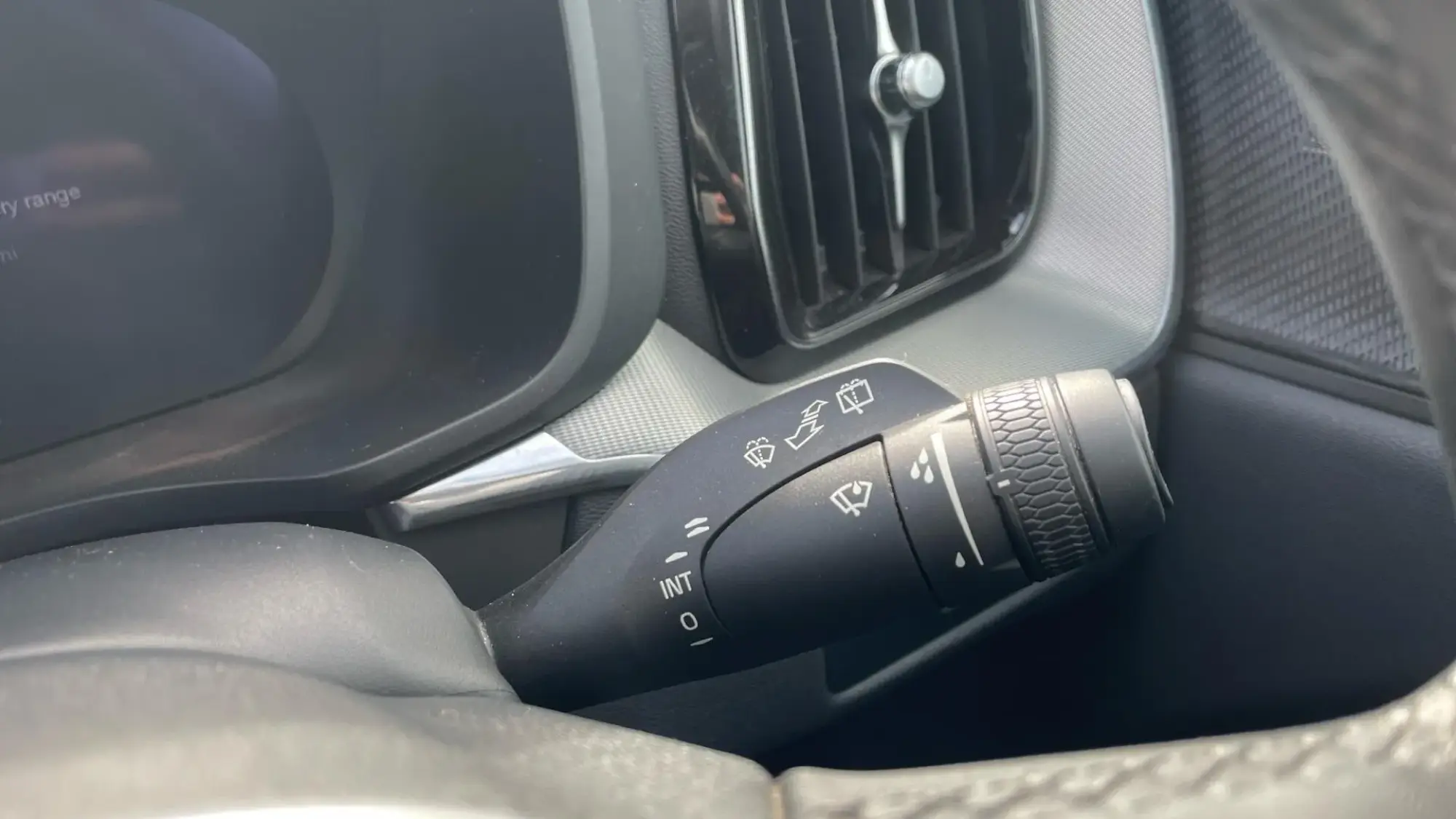 Volvo XC60 Recharge Image 23