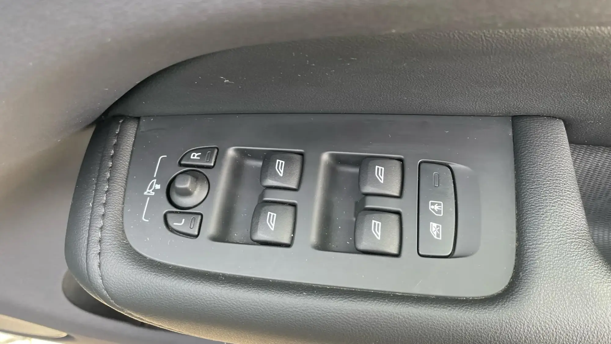 Volvo XC60 Recharge Image 24