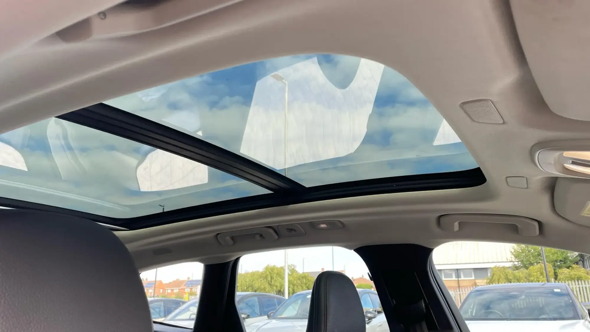 Volvo XC60 Recharge Image 31