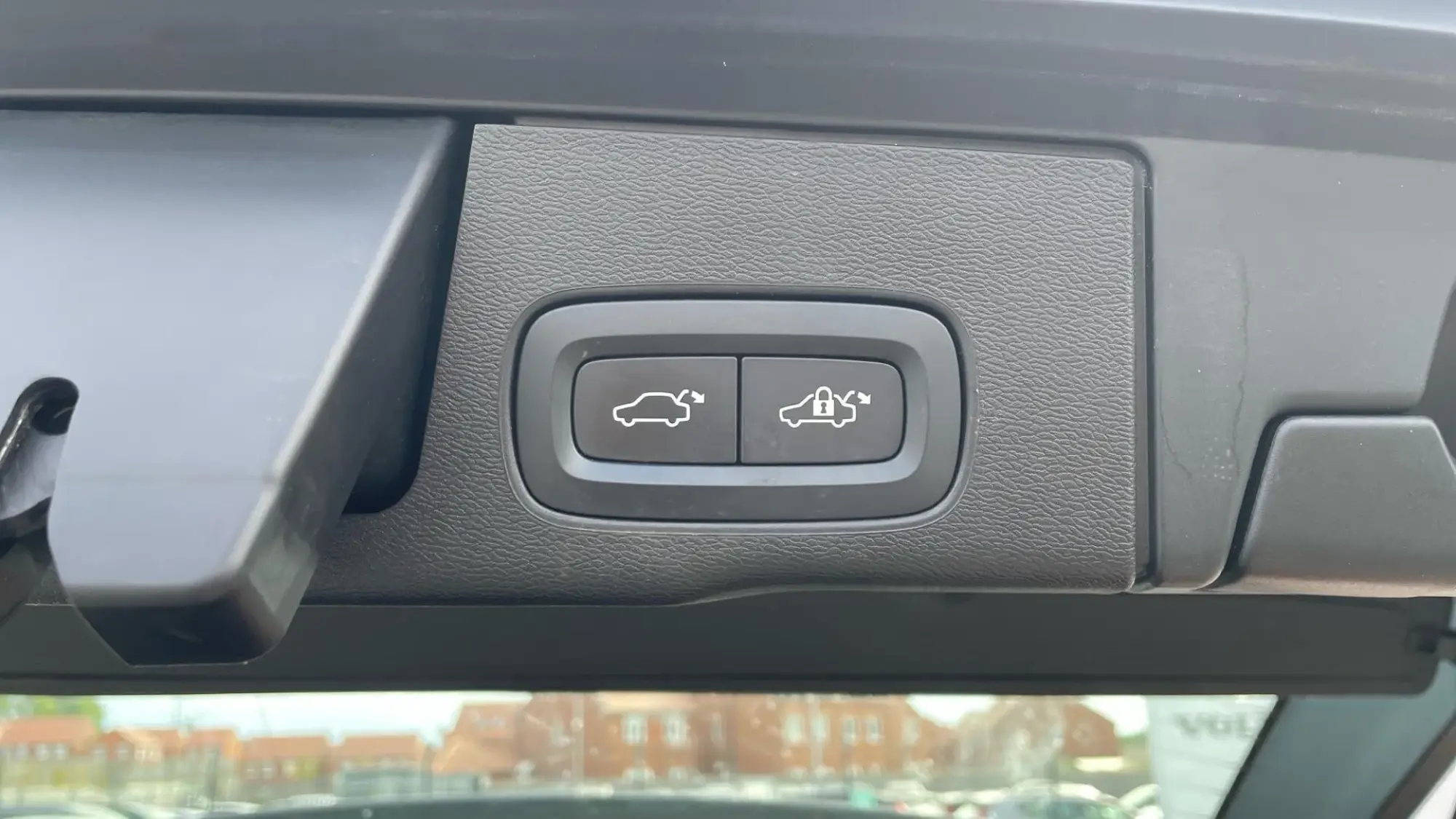 Volvo XC60 Recharge Image 35