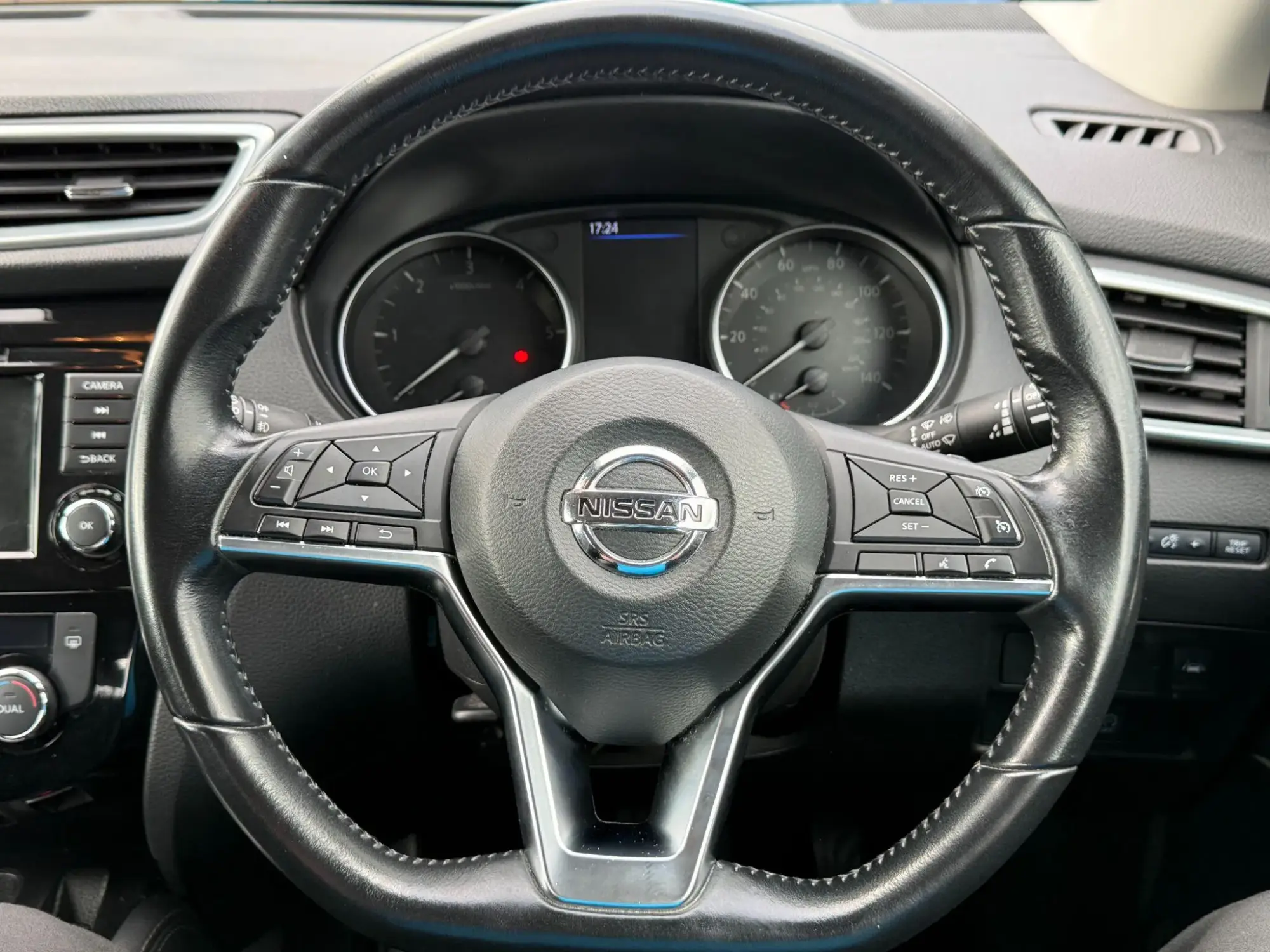 Nissan Qashqai Image 14 Nissan Qashqai Image 14
