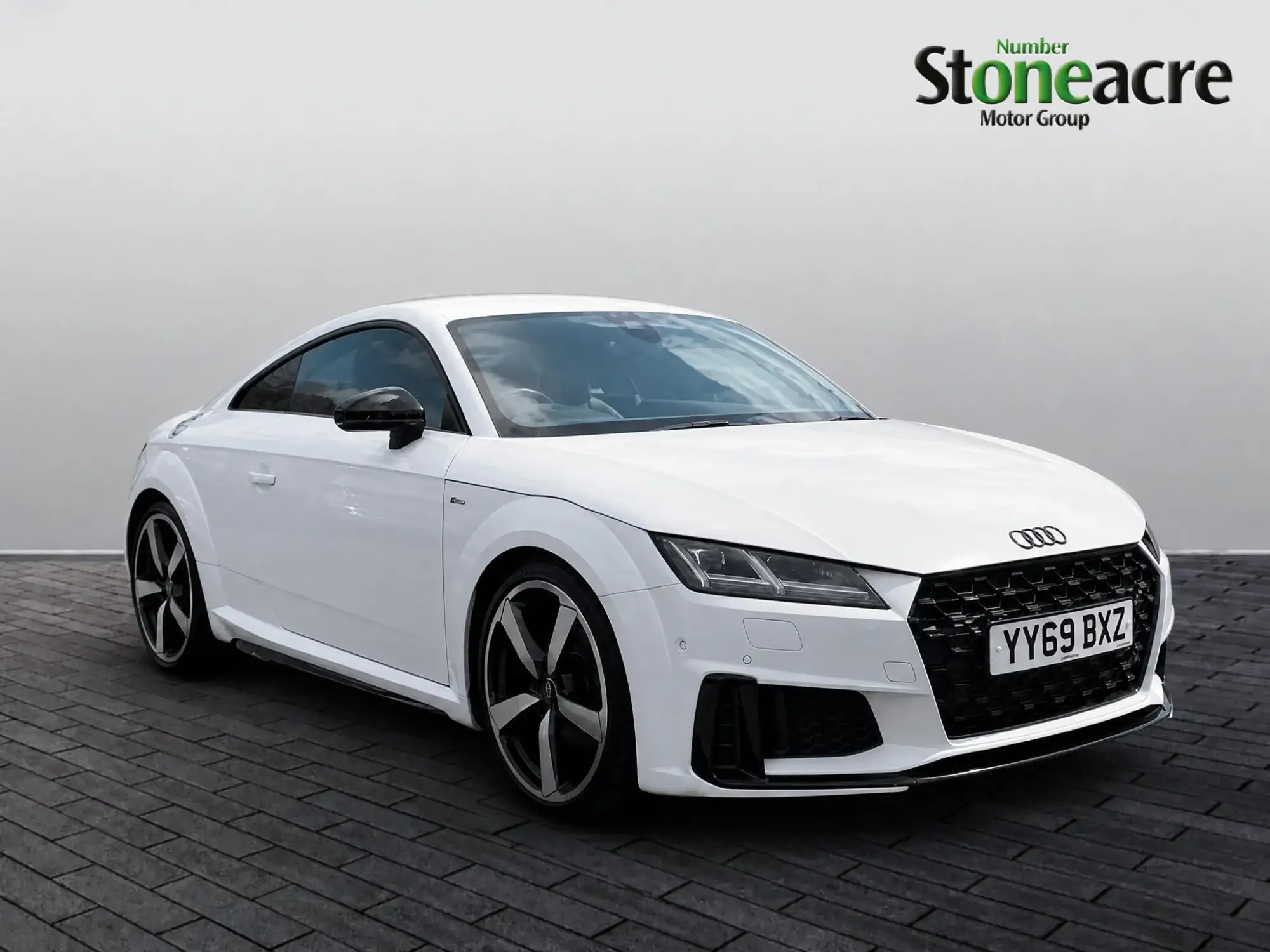 Audi TT 2.0 TFSI 40 Vorsprung S Tronic Euro 6 (s/s) 3dr YY69BXZ Image 1 Audi TT 2.0 TFSI 40 Vorsprung S Tronic Euro 6 (s/s) 3dr YY69BXZ Image 1