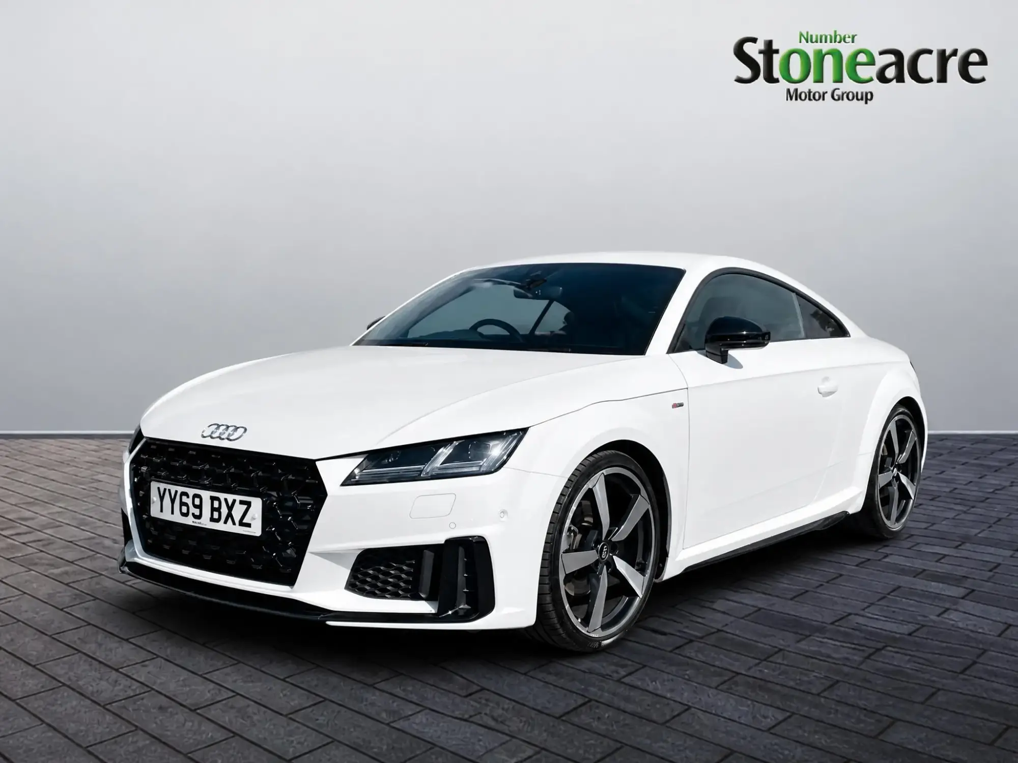 Audi TT 2.0 TFSI 40 Vorsprung S Tronic Euro 6 (s/s) 3dr YY69BXZ Image 3 Audi TT 2.0 TFSI 40 Vorsprung S Tronic Euro 6 (s/s) 3dr YY69BXZ Image 3
