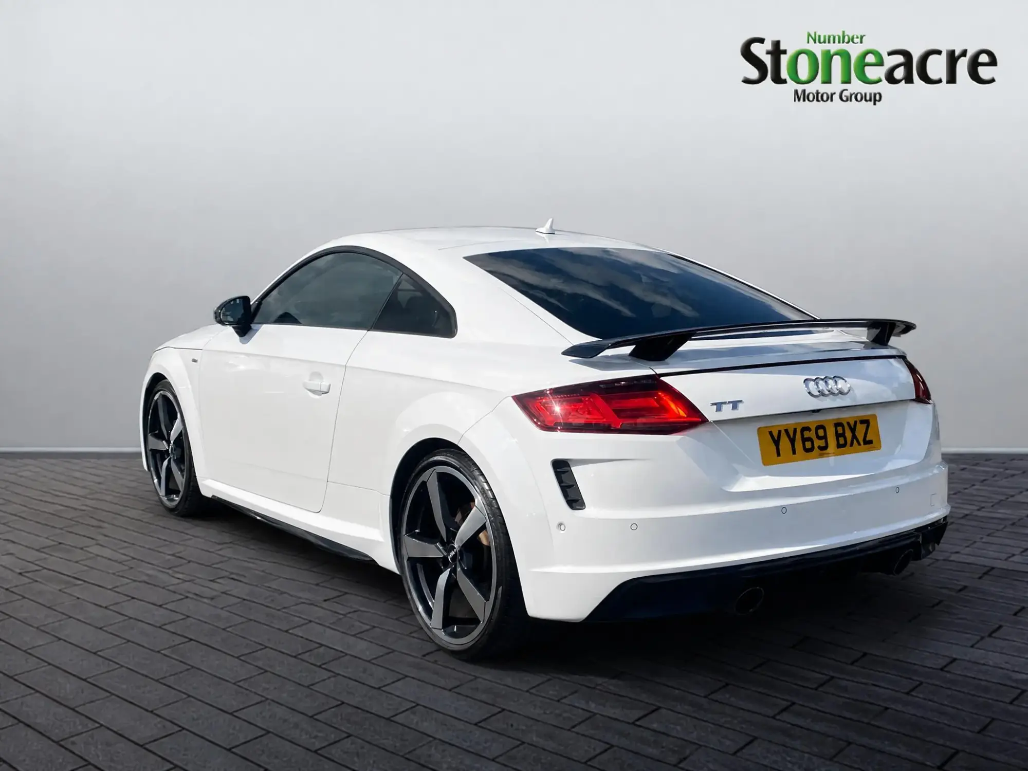 Audi TT Image 4