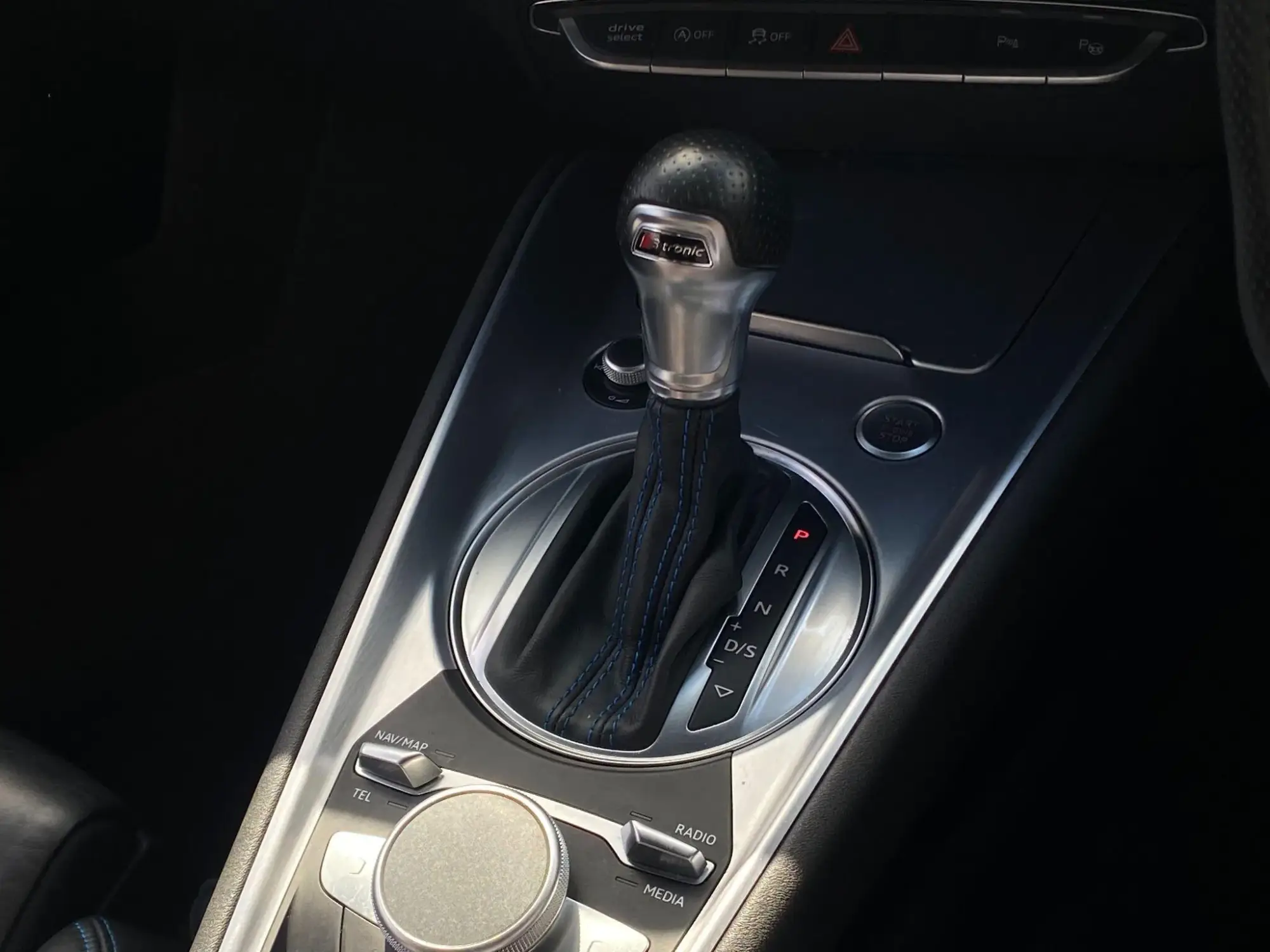 Audi TT Image 9