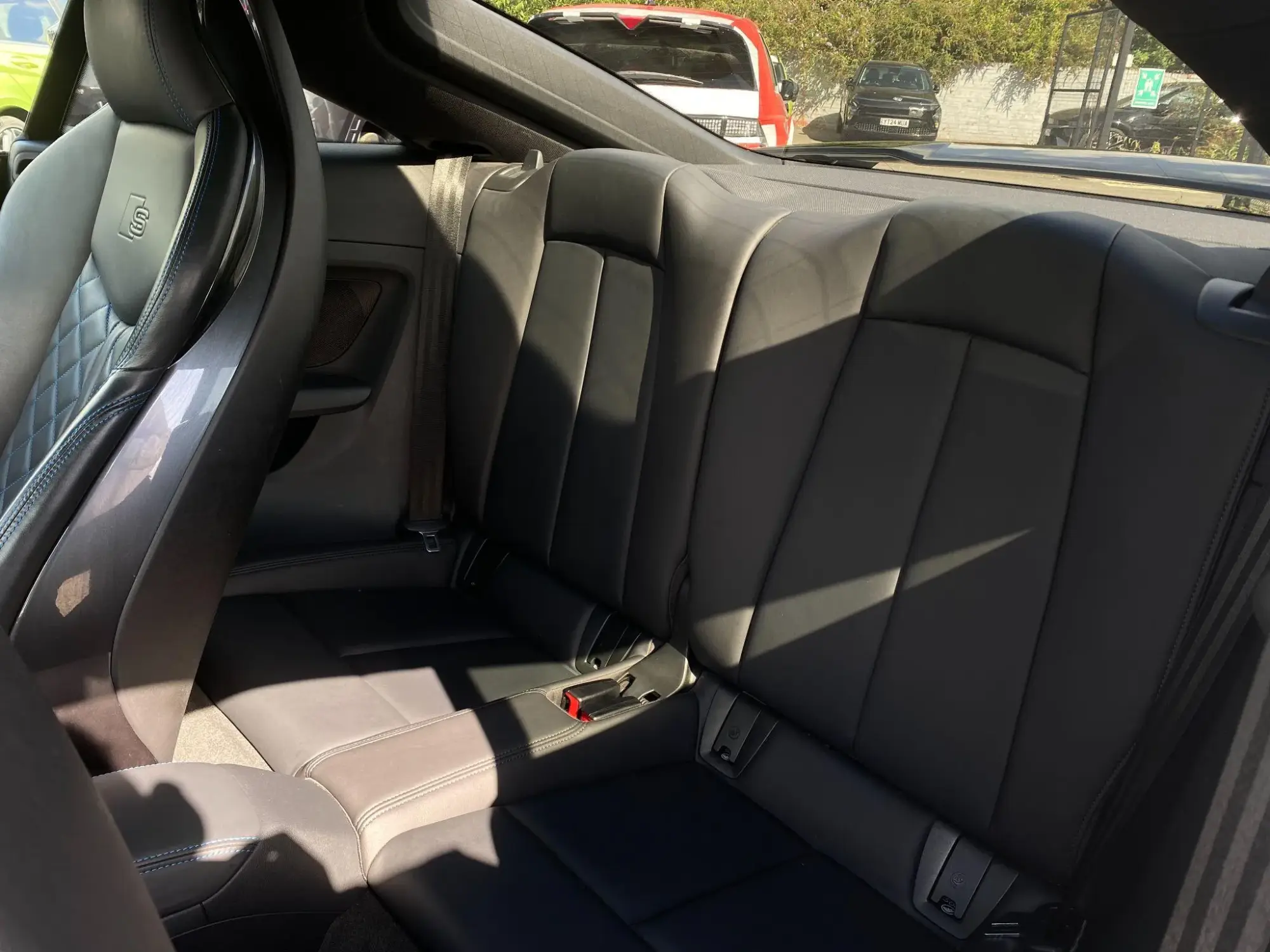 Audi TT Image 16