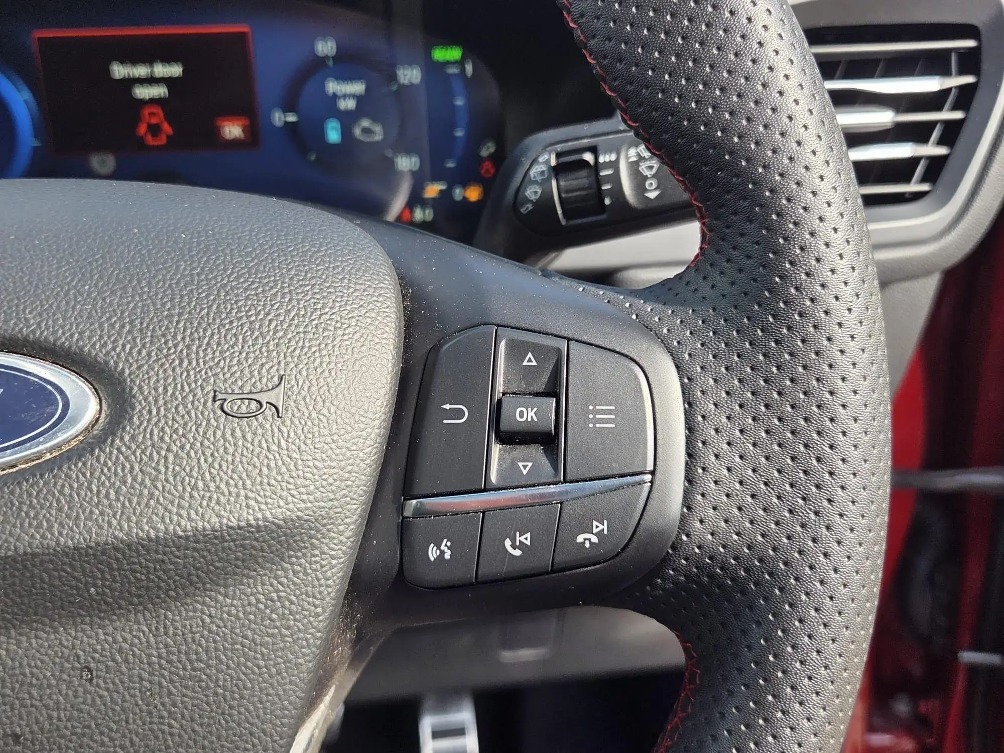 Ford Kuga Hybrid Image 15 Ford Kuga Hybrid Image 15
