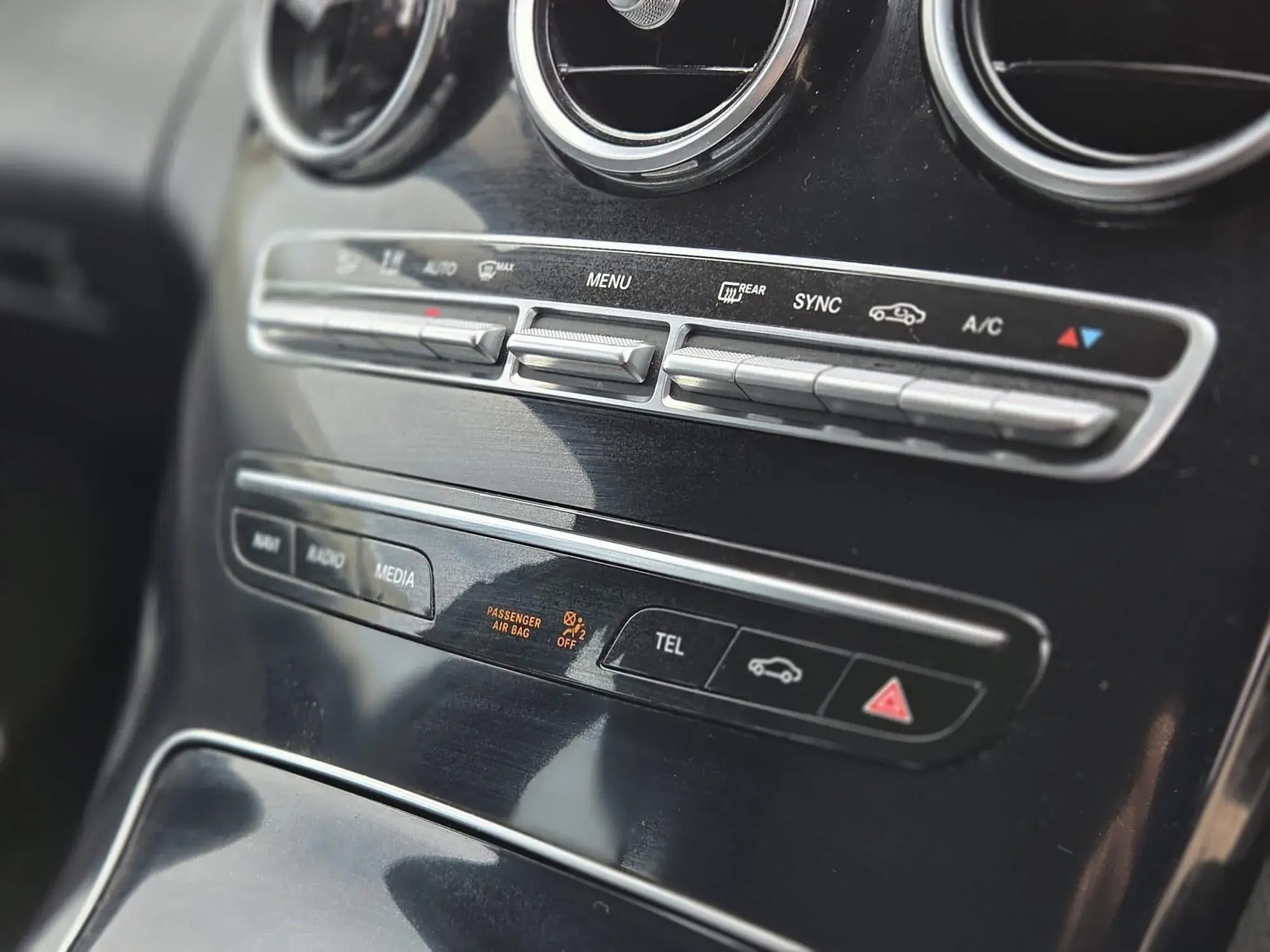 Mercedes-Benz C-Class Image 18 Mercedes-Benz C-Class Image 18