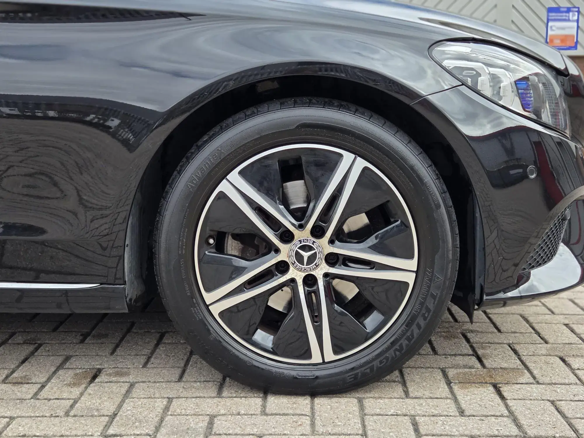 Mercedes-Benz C-Class Image 27 Mercedes-Benz C-Class Image 27