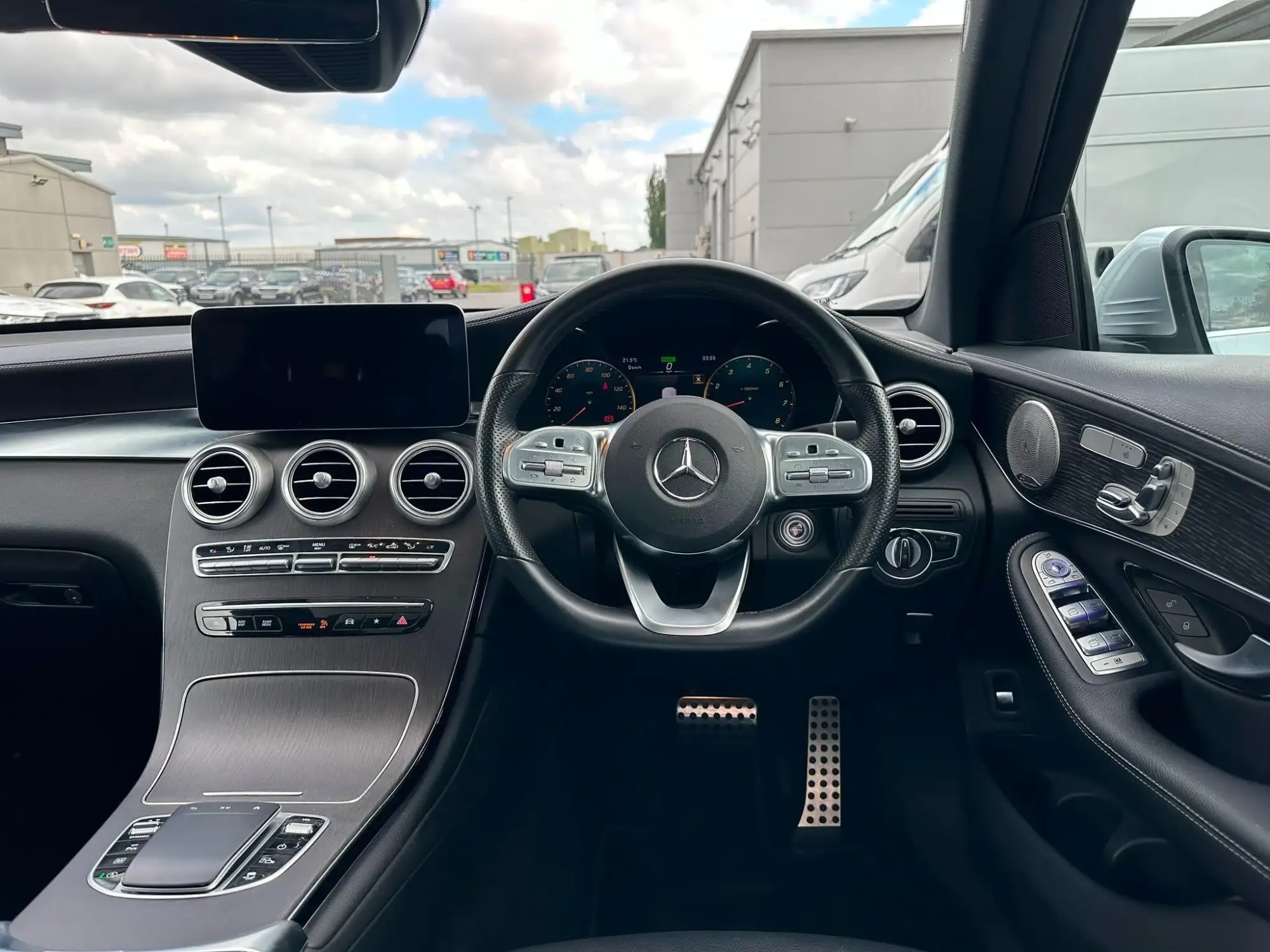 Mercedes-Benz GLC Image 6 Mercedes-Benz GLC Image 6