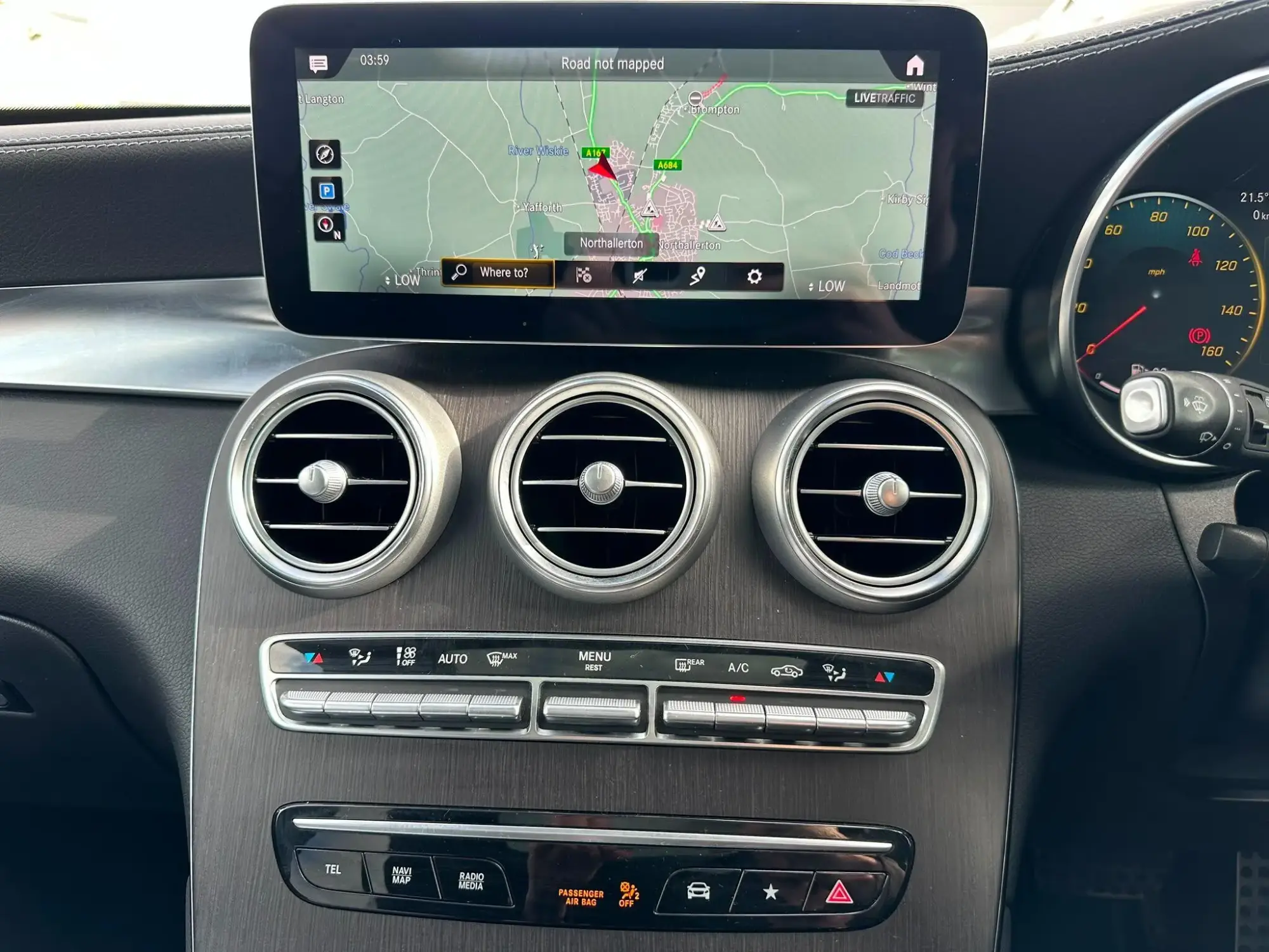 Mercedes-Benz GLC Image 7 Mercedes-Benz GLC Image 7