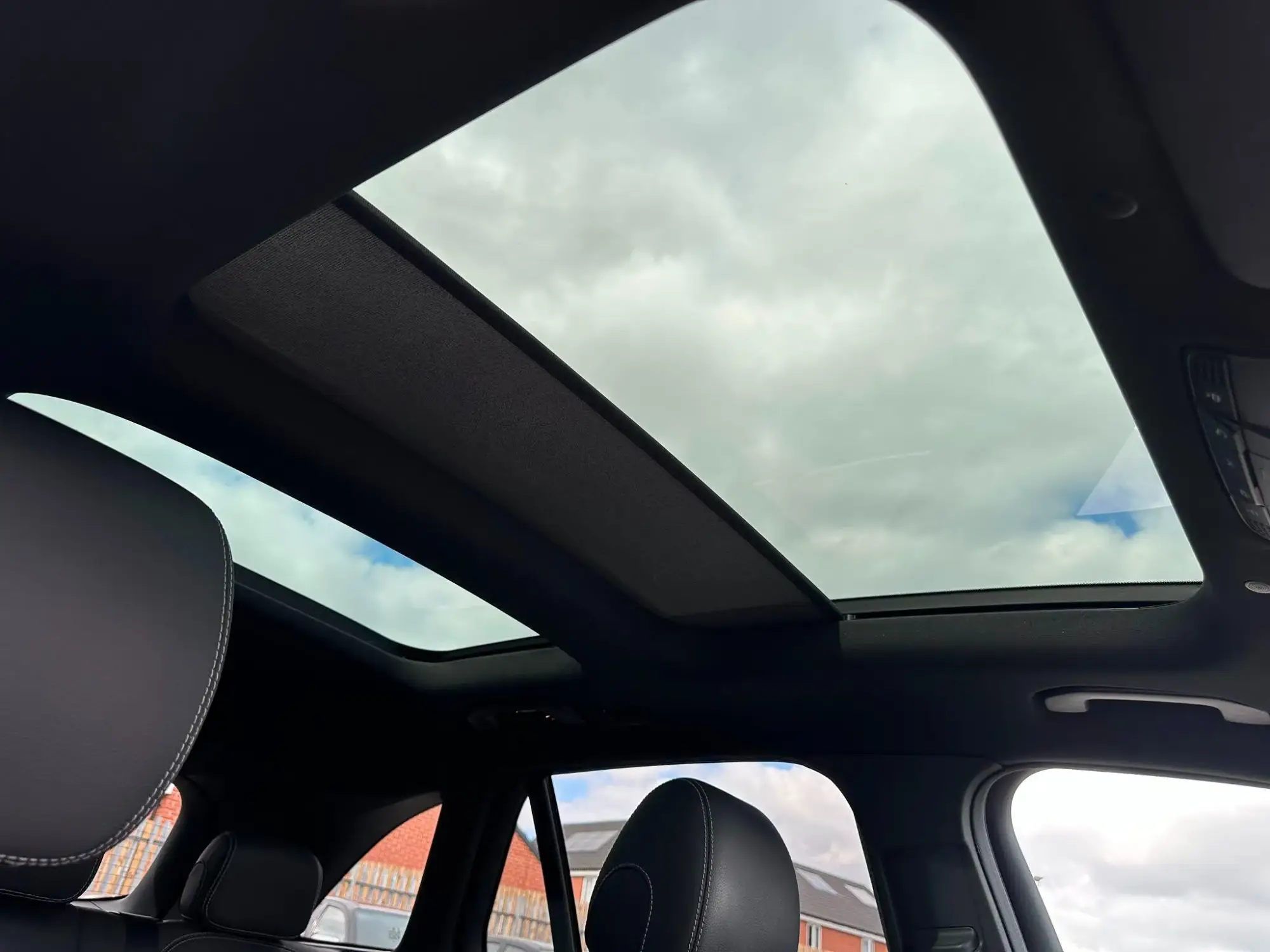 Mercedes-Benz GLC Image 21 Mercedes-Benz GLC Image 21