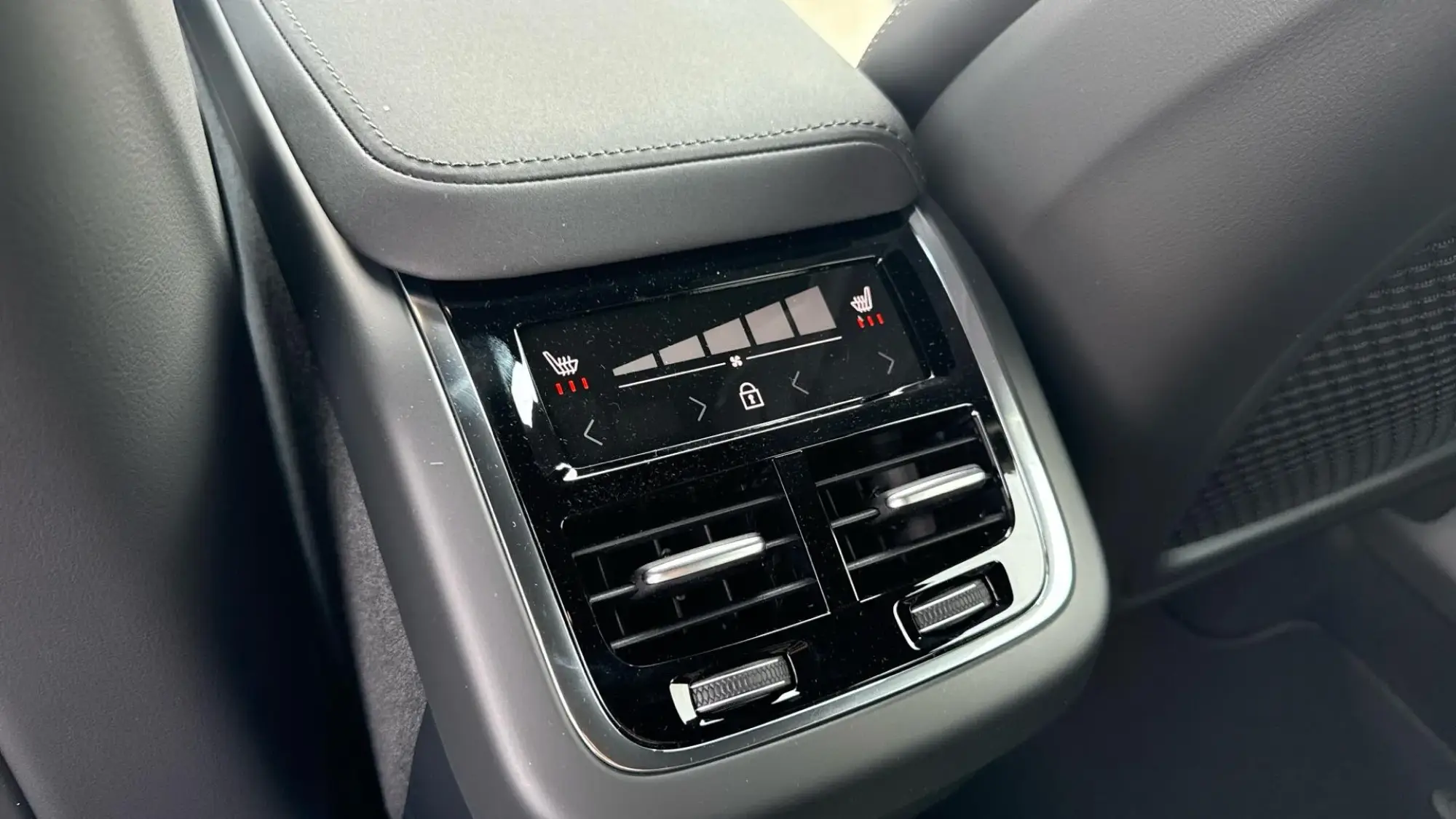 Volvo XC60 Image 46 Volvo XC60 Image 46