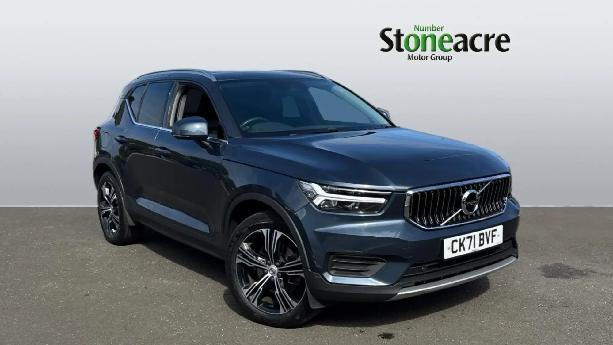 Volvo XC40 Image 1