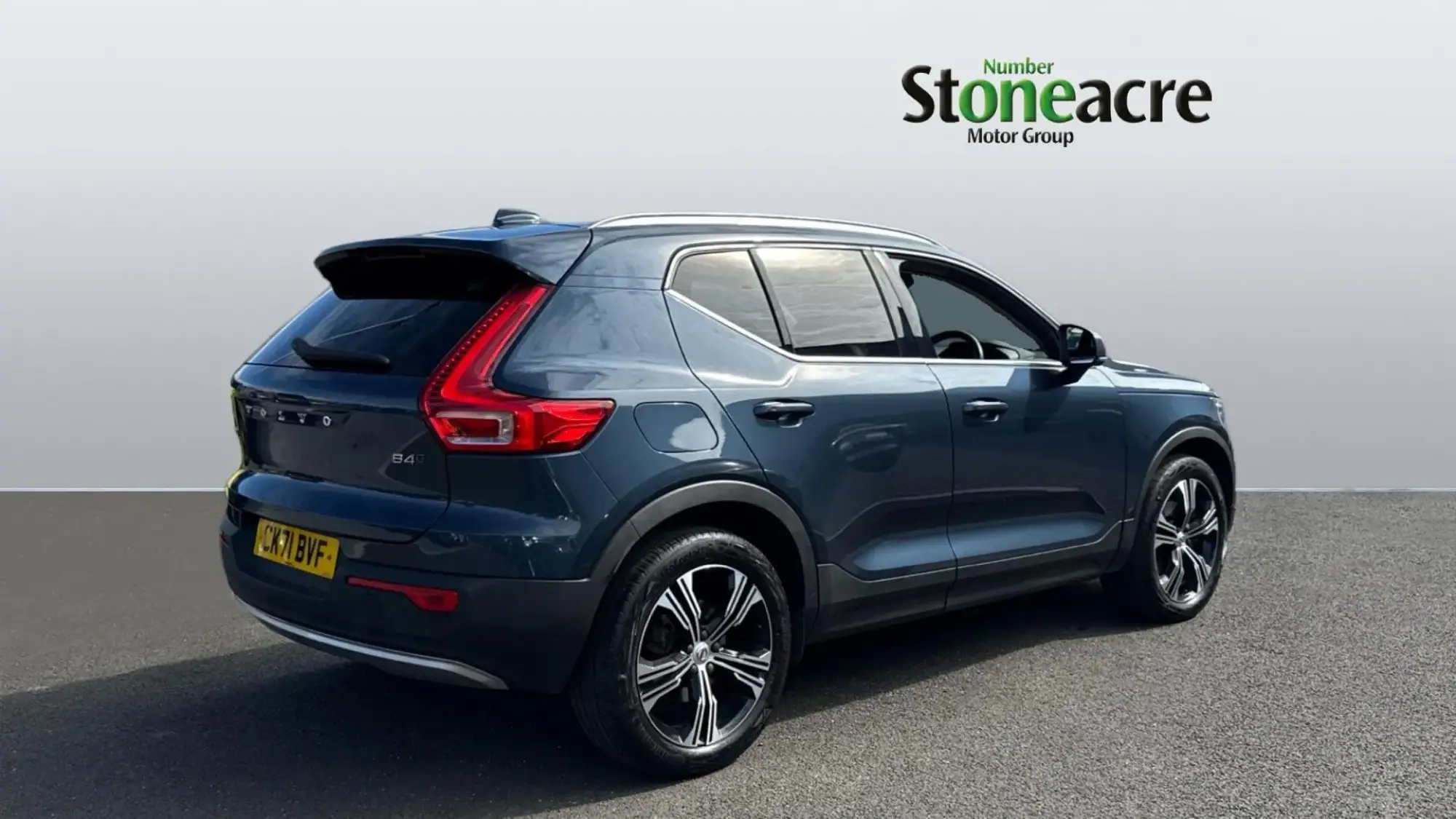 Volvo XC40 Image 2
