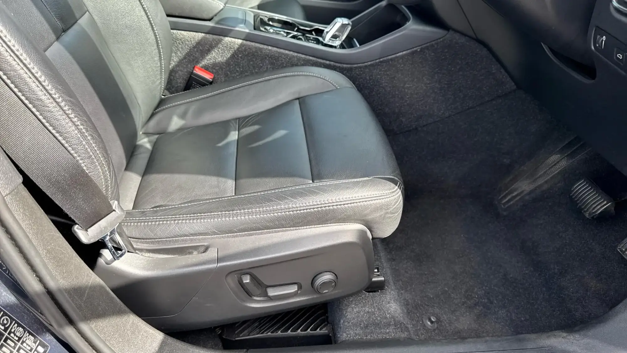 Volvo XC40 Image 30