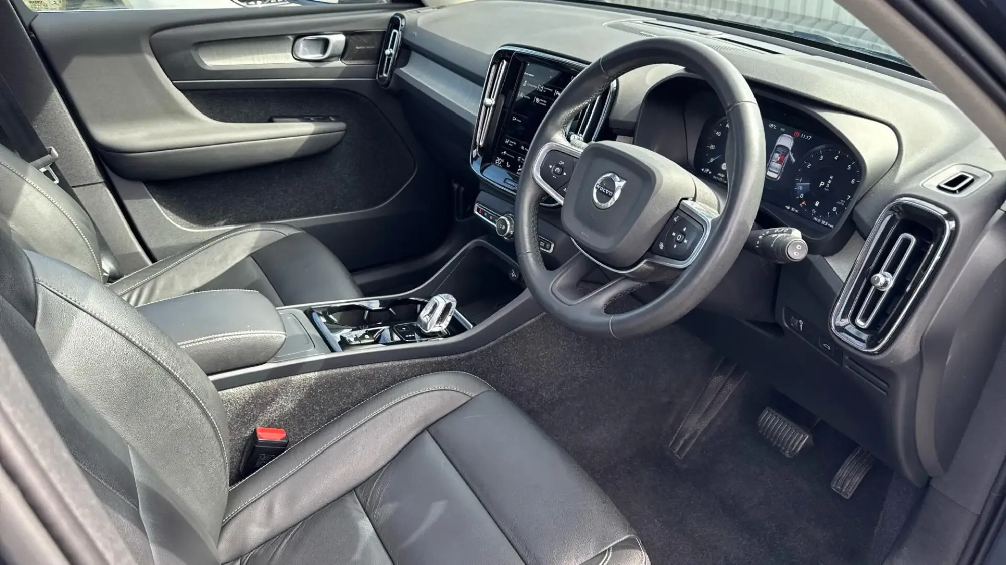 Volvo XC40 Image 41