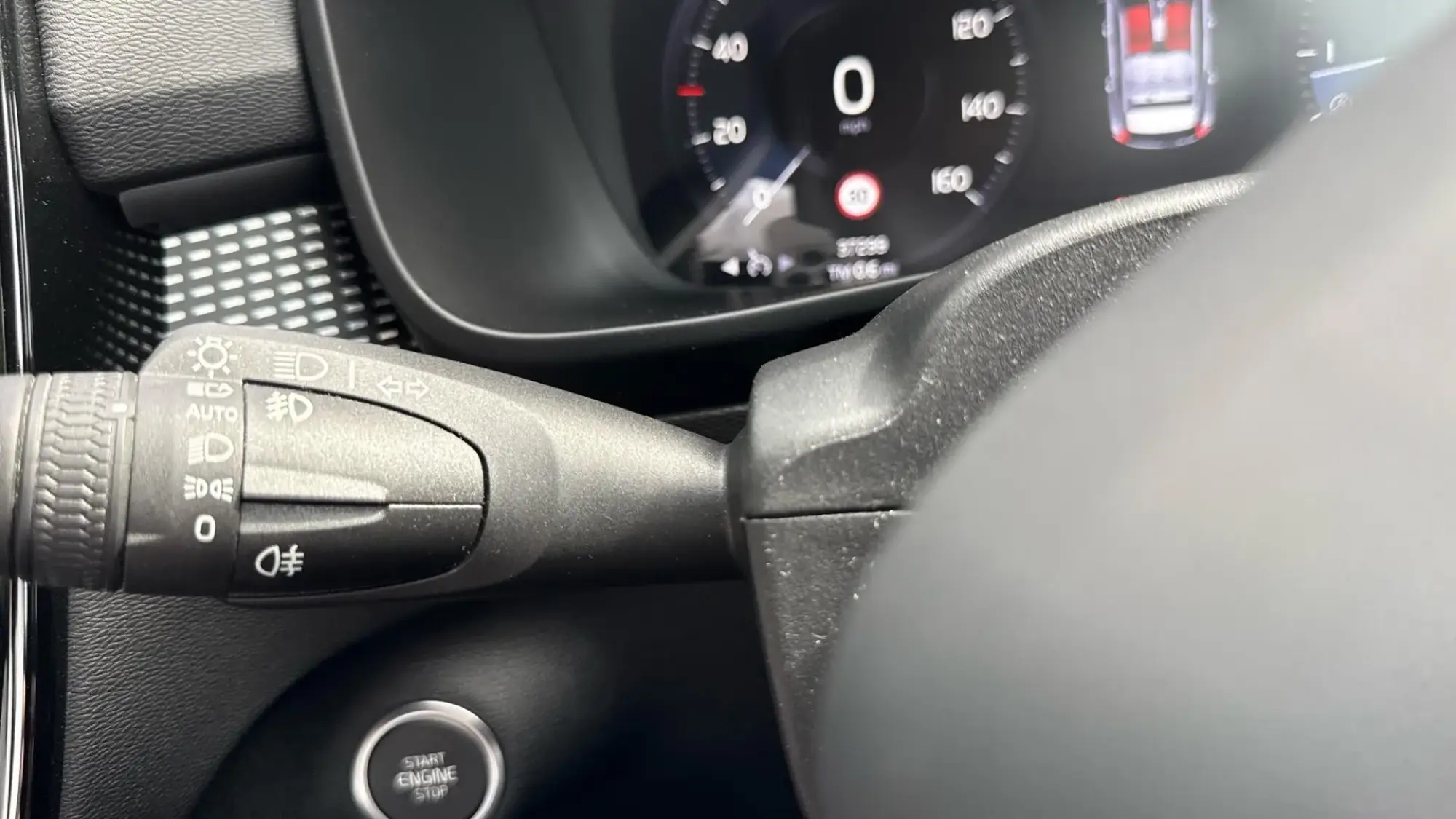 Volvo XC40 Image 18