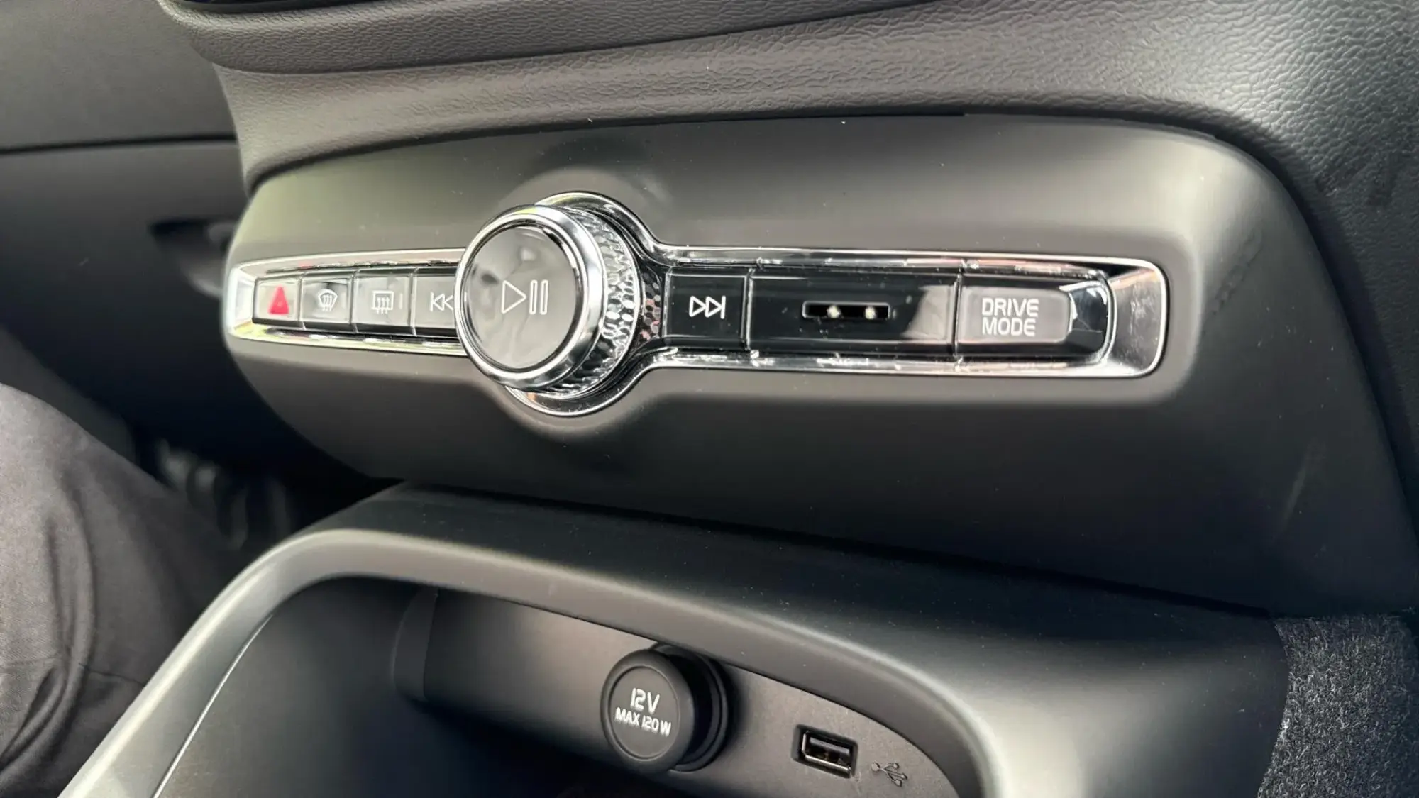 Volvo XC40 Image 35
