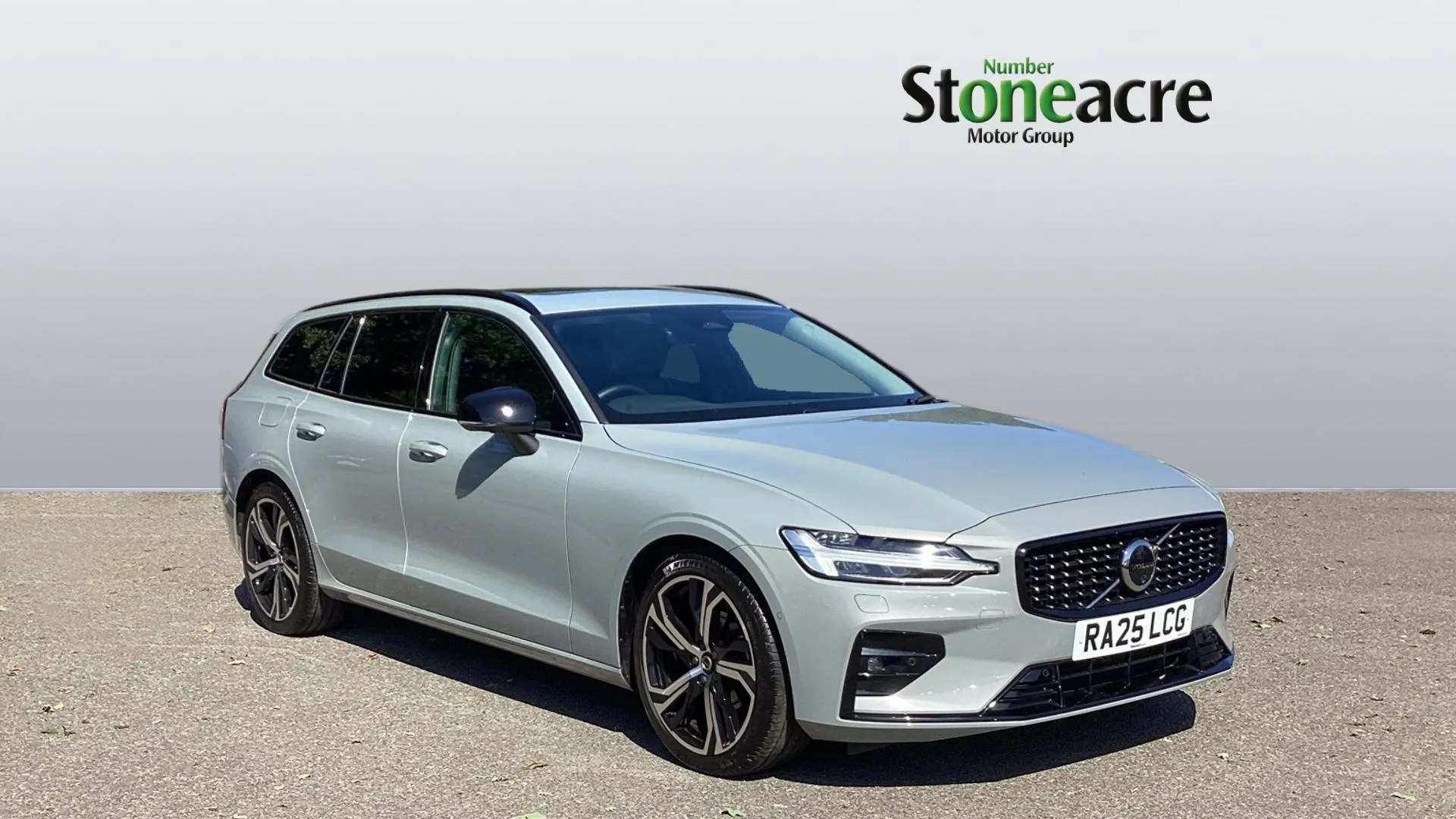 Volvo V60 listing photo