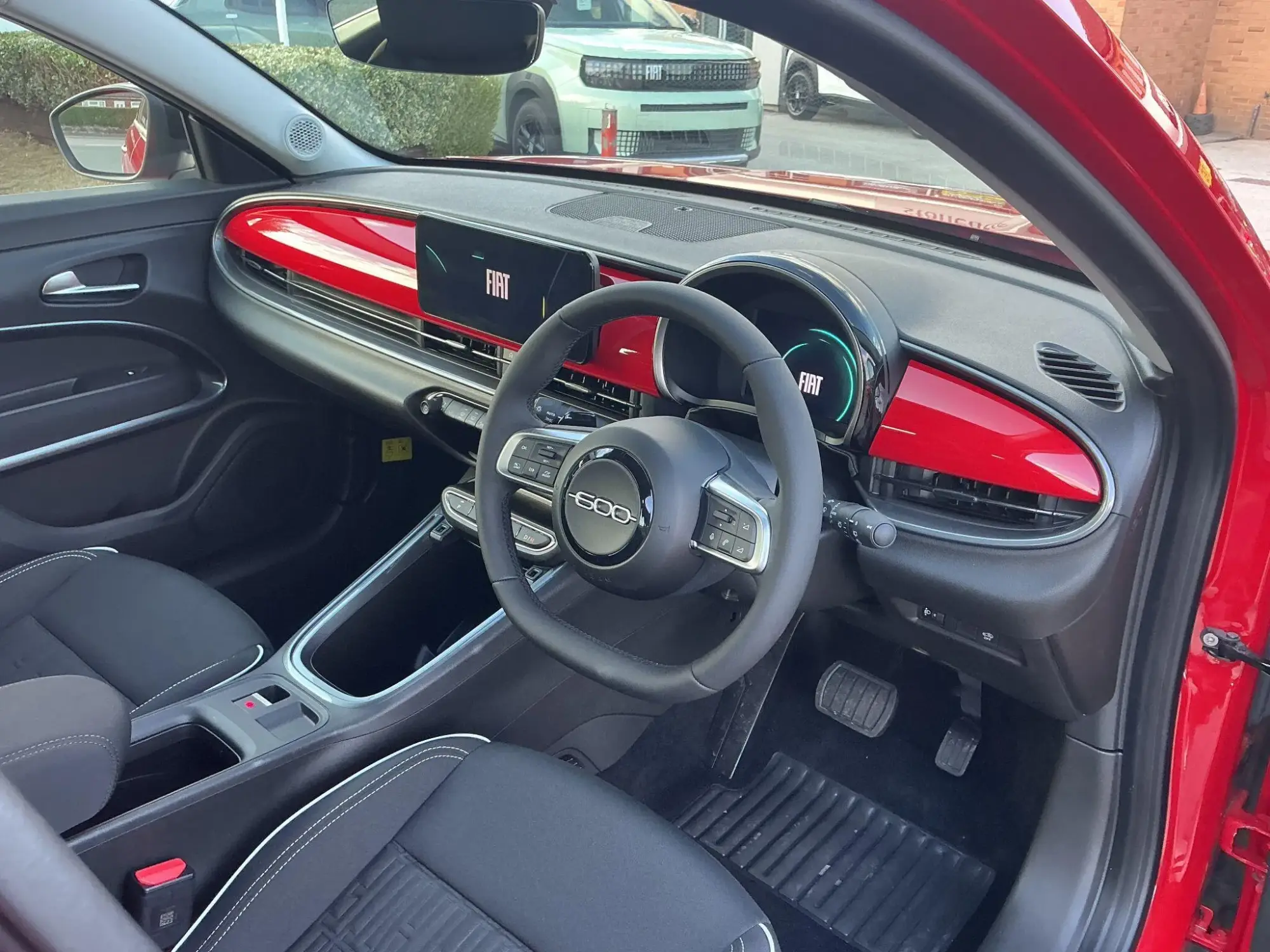 Fiat 600 Petrol Image 11 Fiat 600 Petrol Image 11