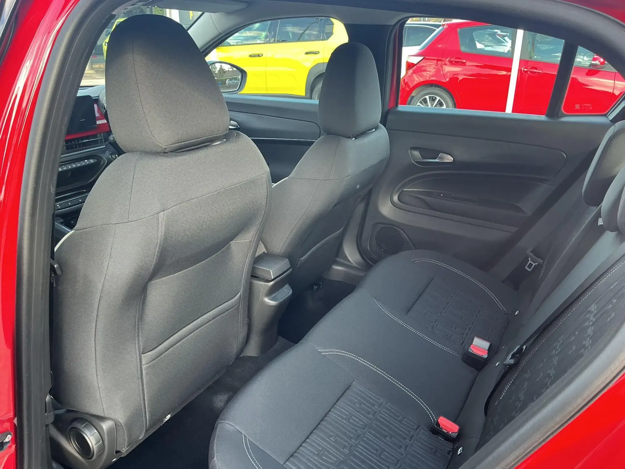 Fiat 600 Petrol Image 12 Fiat 600 Petrol Image 12