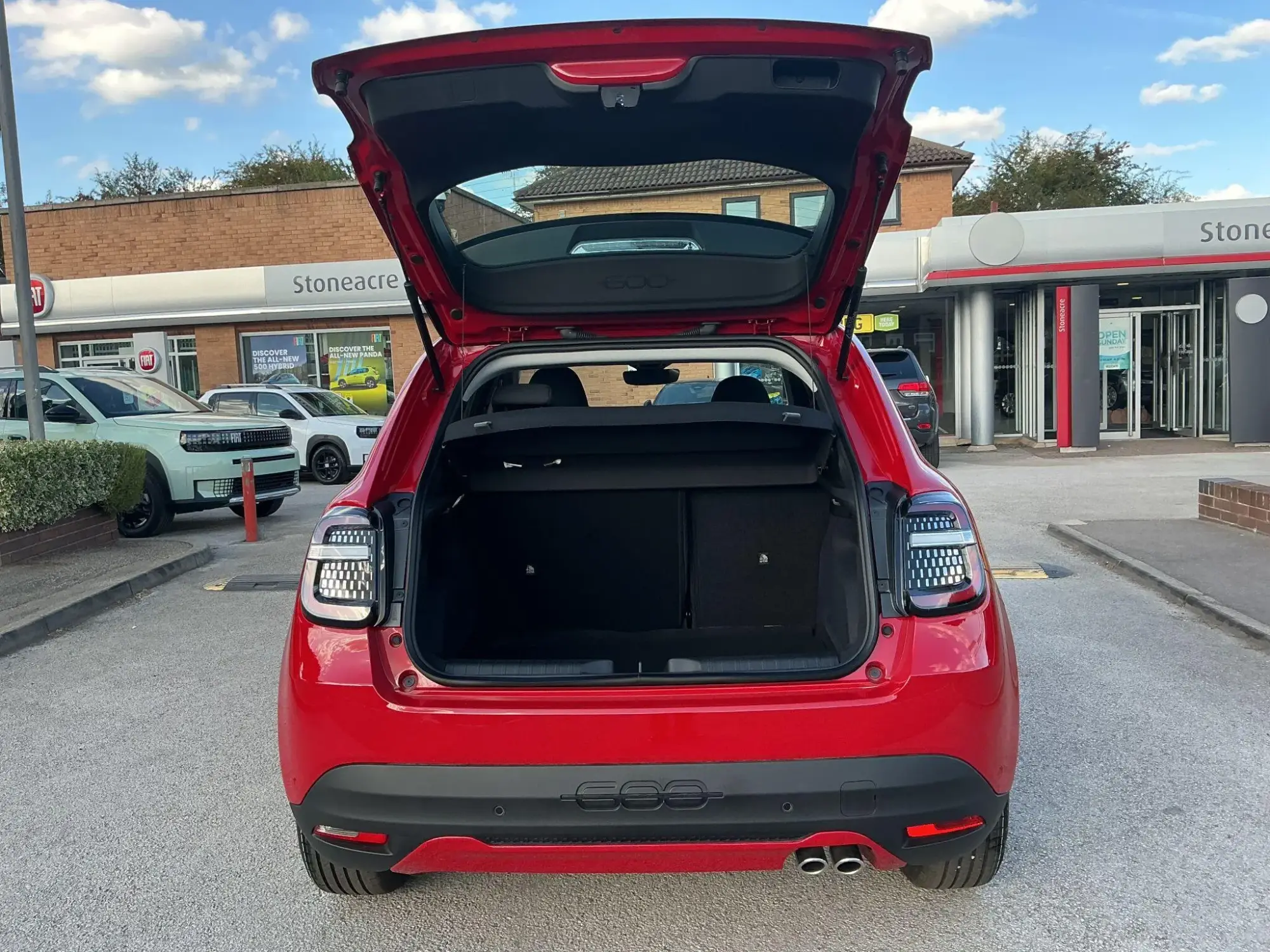 Fiat 600 Petrol Image 23 Fiat 600 Petrol Image 23