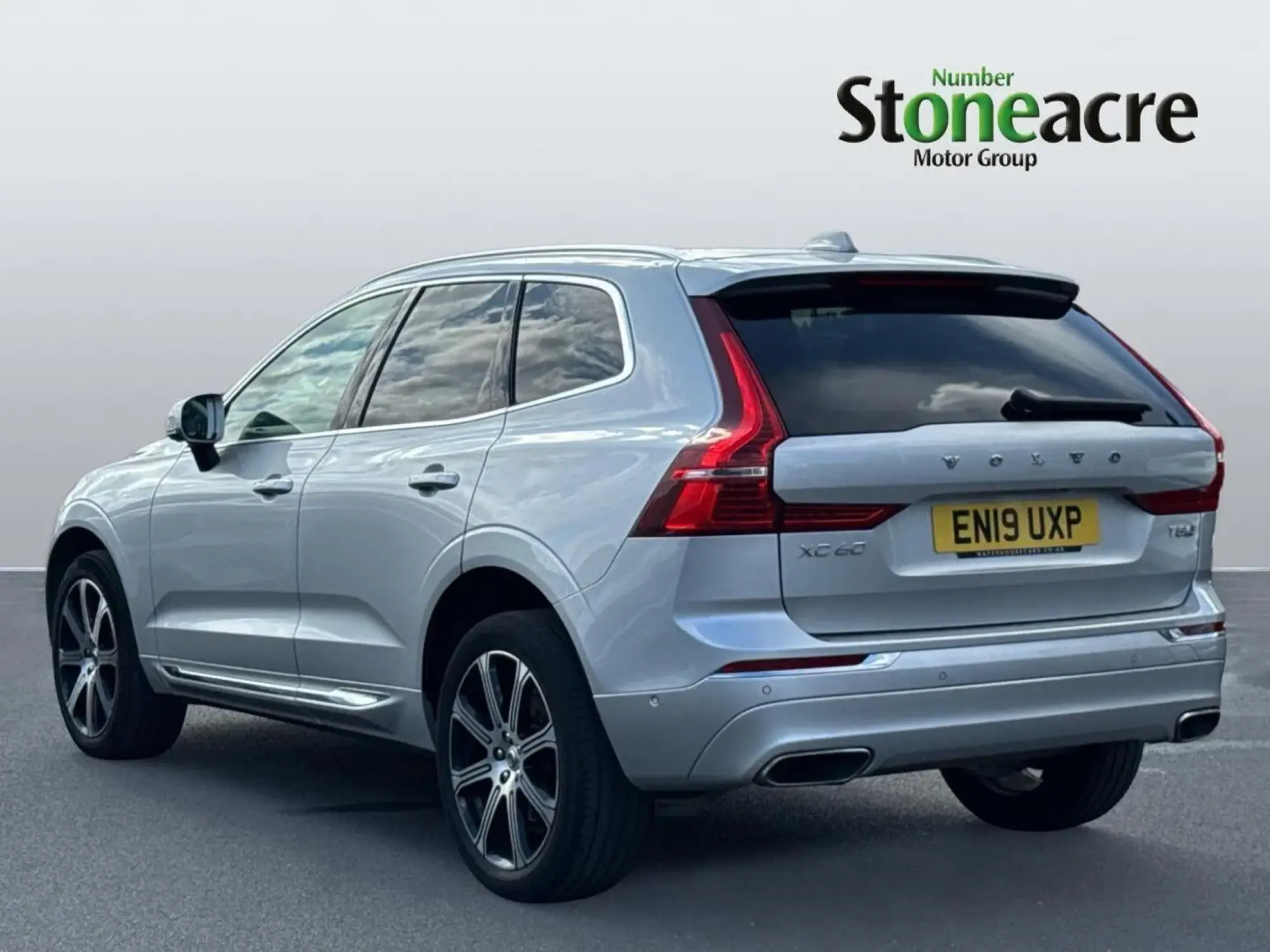 Volvo XC60 Inscription T5 EN19UXP Image 3 Volvo XC60 Inscription T5 EN19UXP Image 3