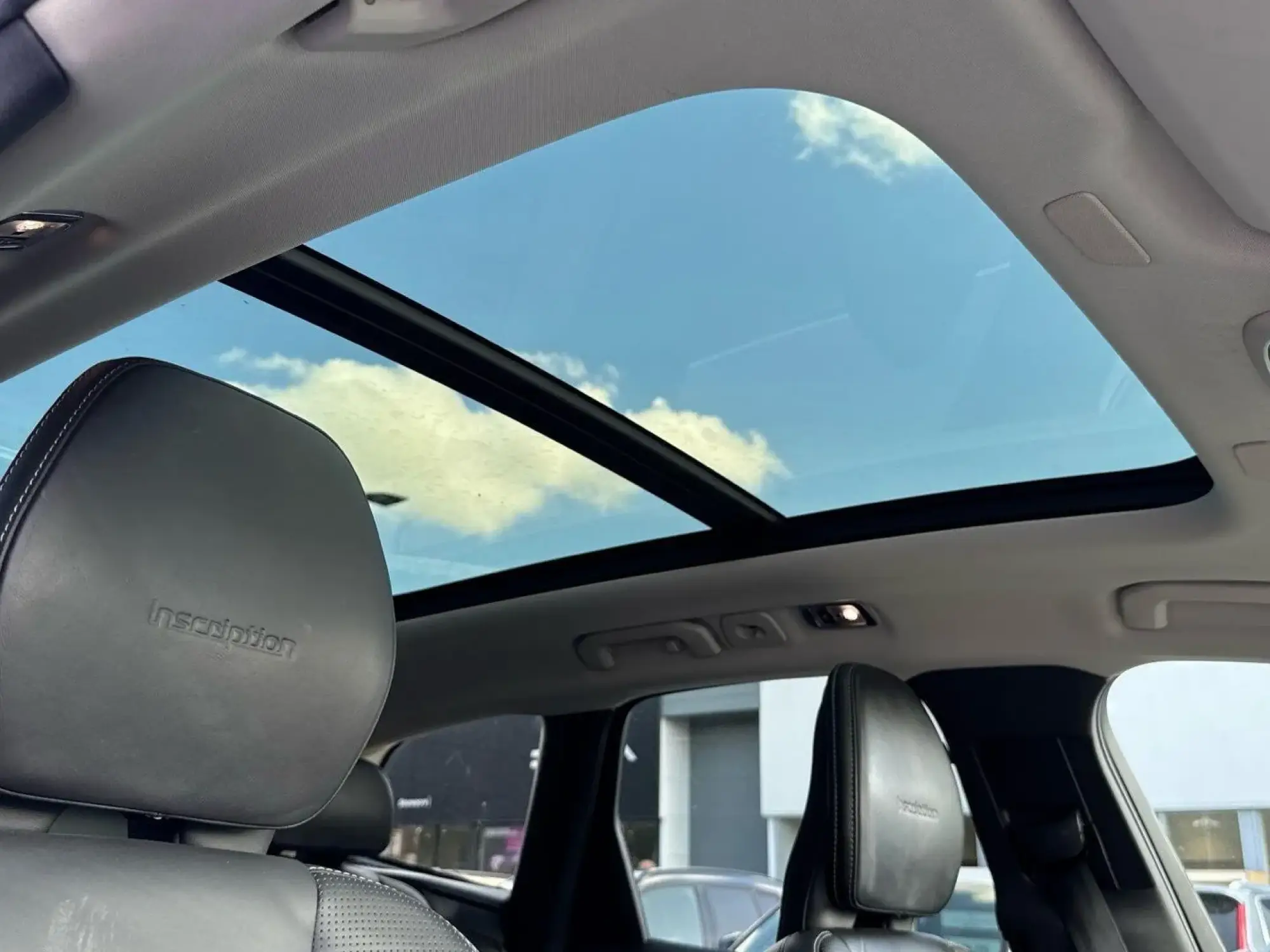 Volvo XC60 Image 32